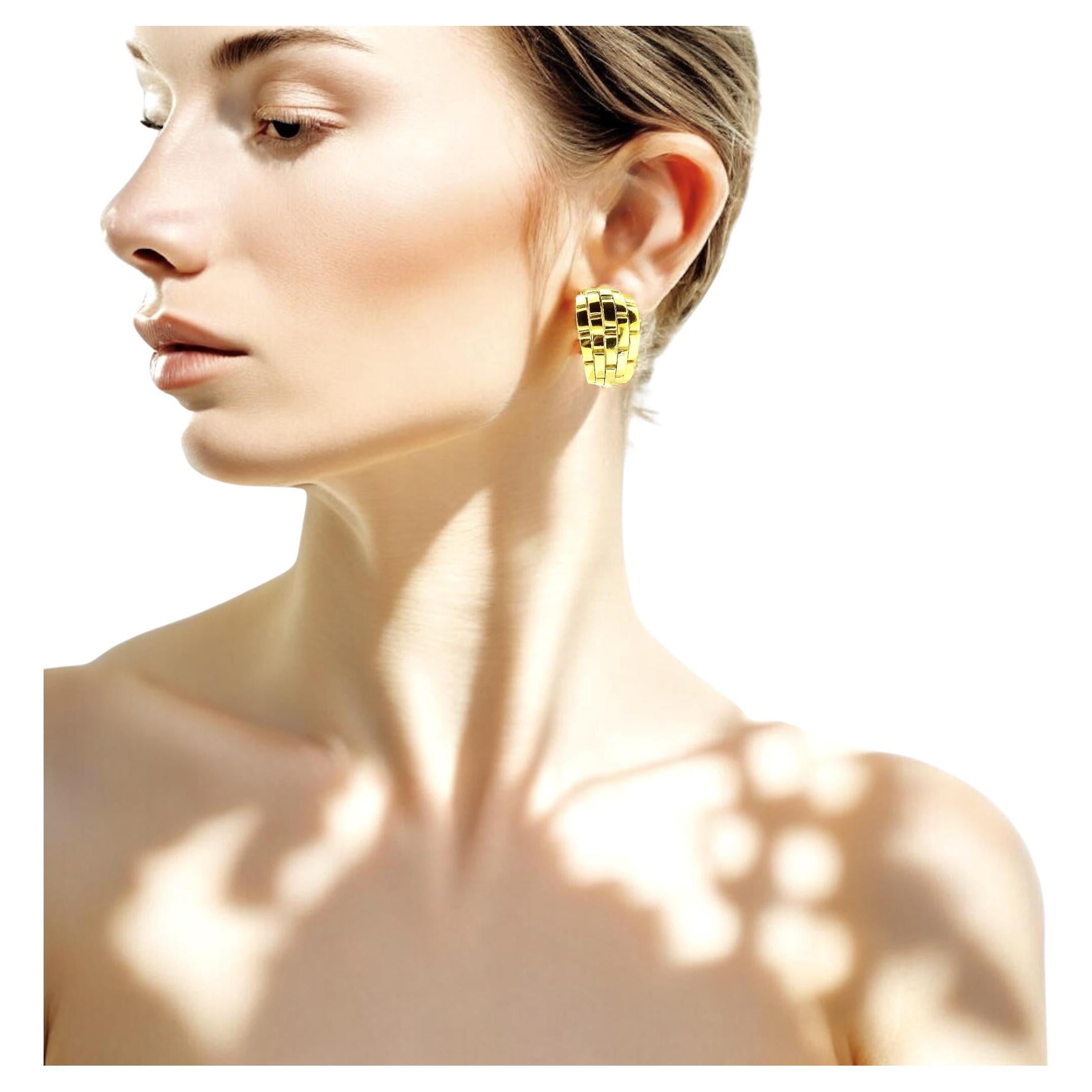 Cartier Paris 18K Gold Large Size Maillon Panthere Vintage Earrings