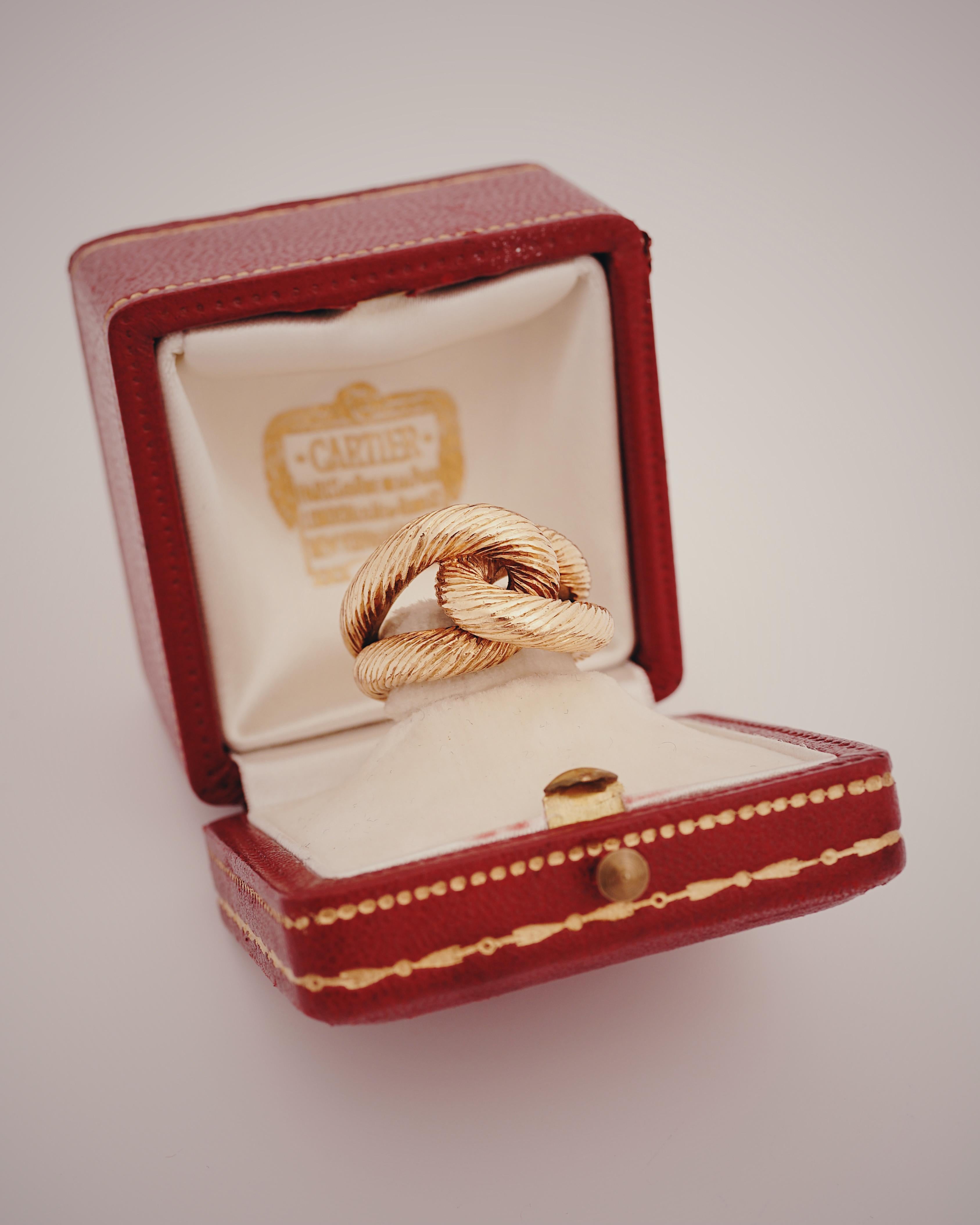 Women's Cartier Paris, 18K Gold Wire Knot Ring, C.1960