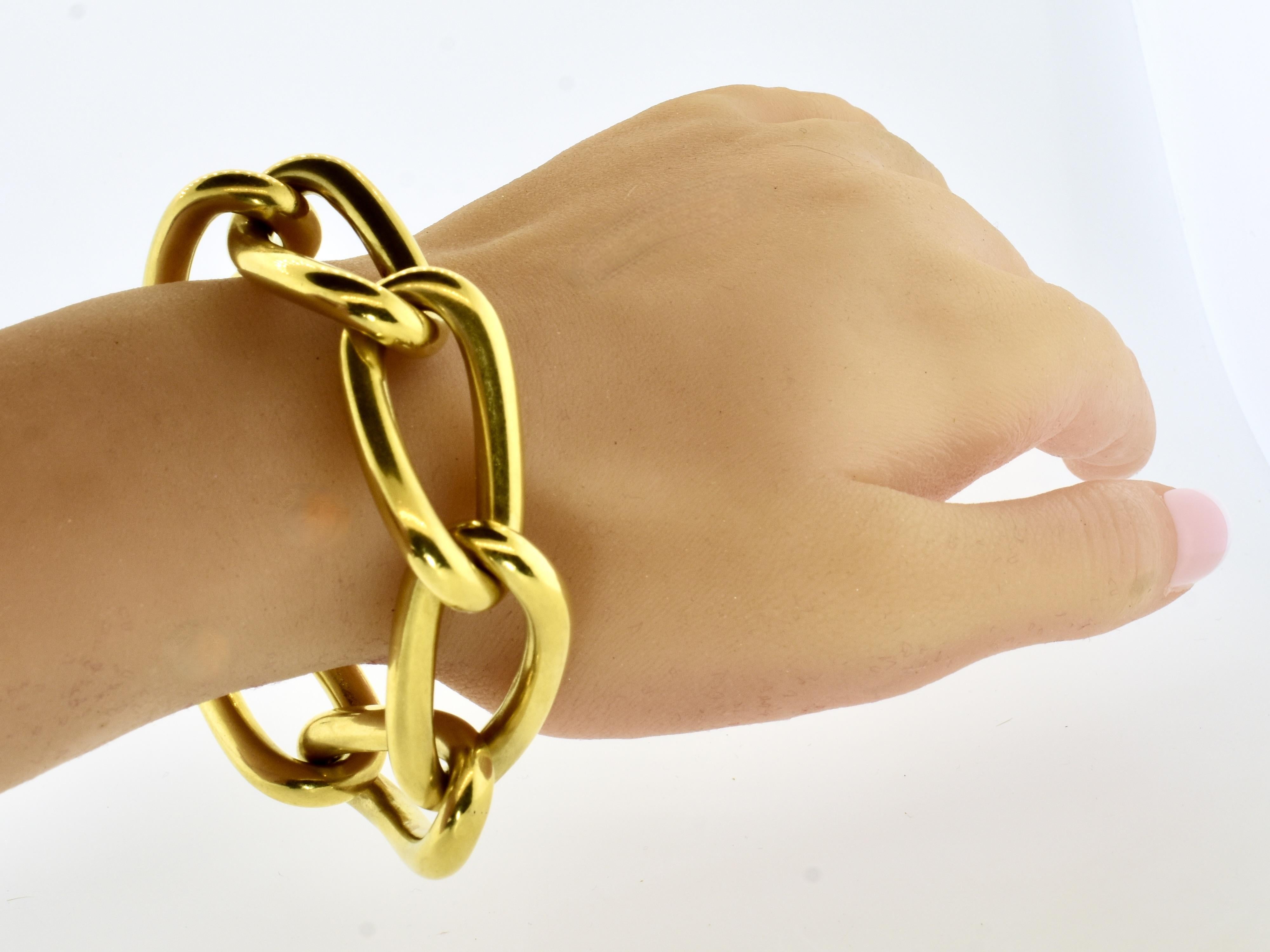 Retro Cartier Paris 18K Large and Dramatic Elongated Link Bracelet, circa 1950. For Sale