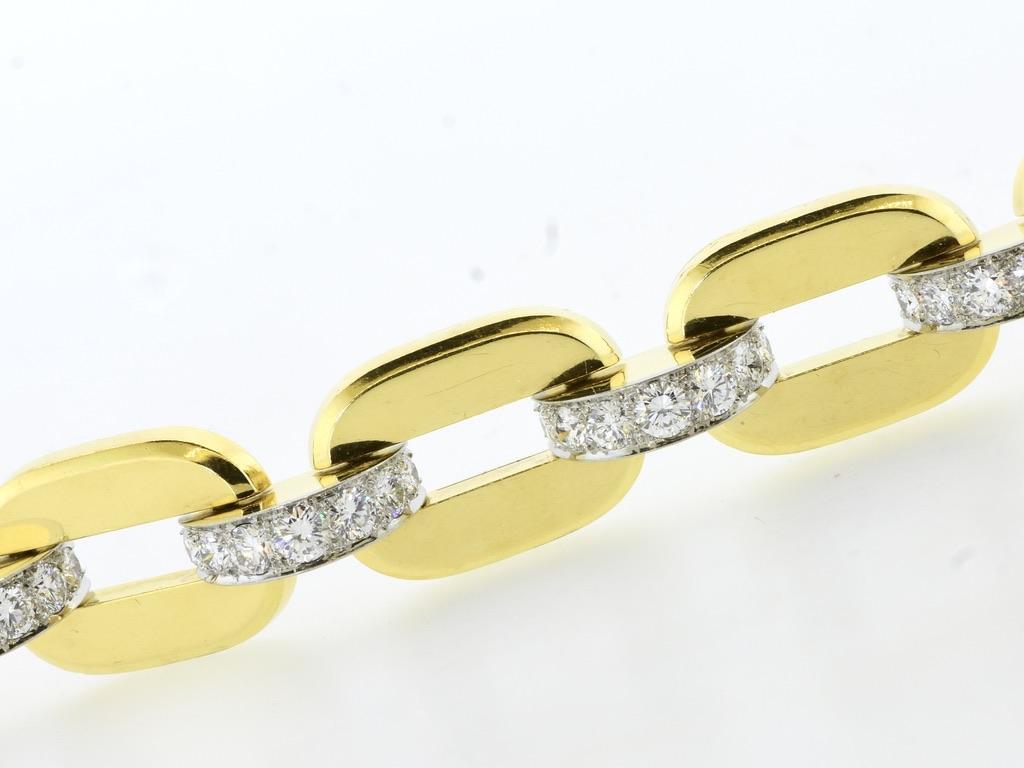 Cartier Paris 18K, Platinum and Diamond Bracelet, c. 1938. In Excellent Condition For Sale In Aspen, CO
