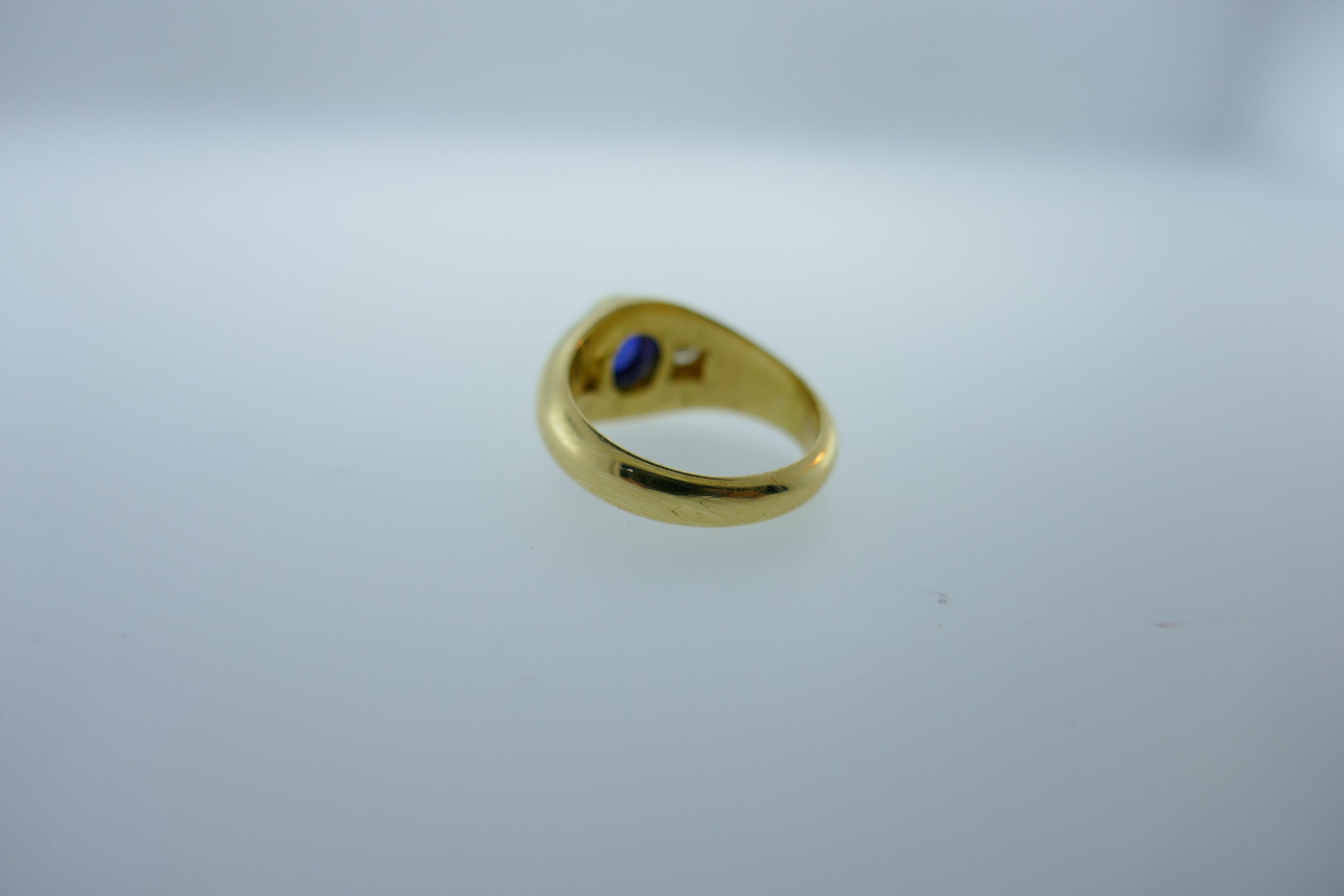 cartier oval cabochon sapphire vintage 18k gold ring