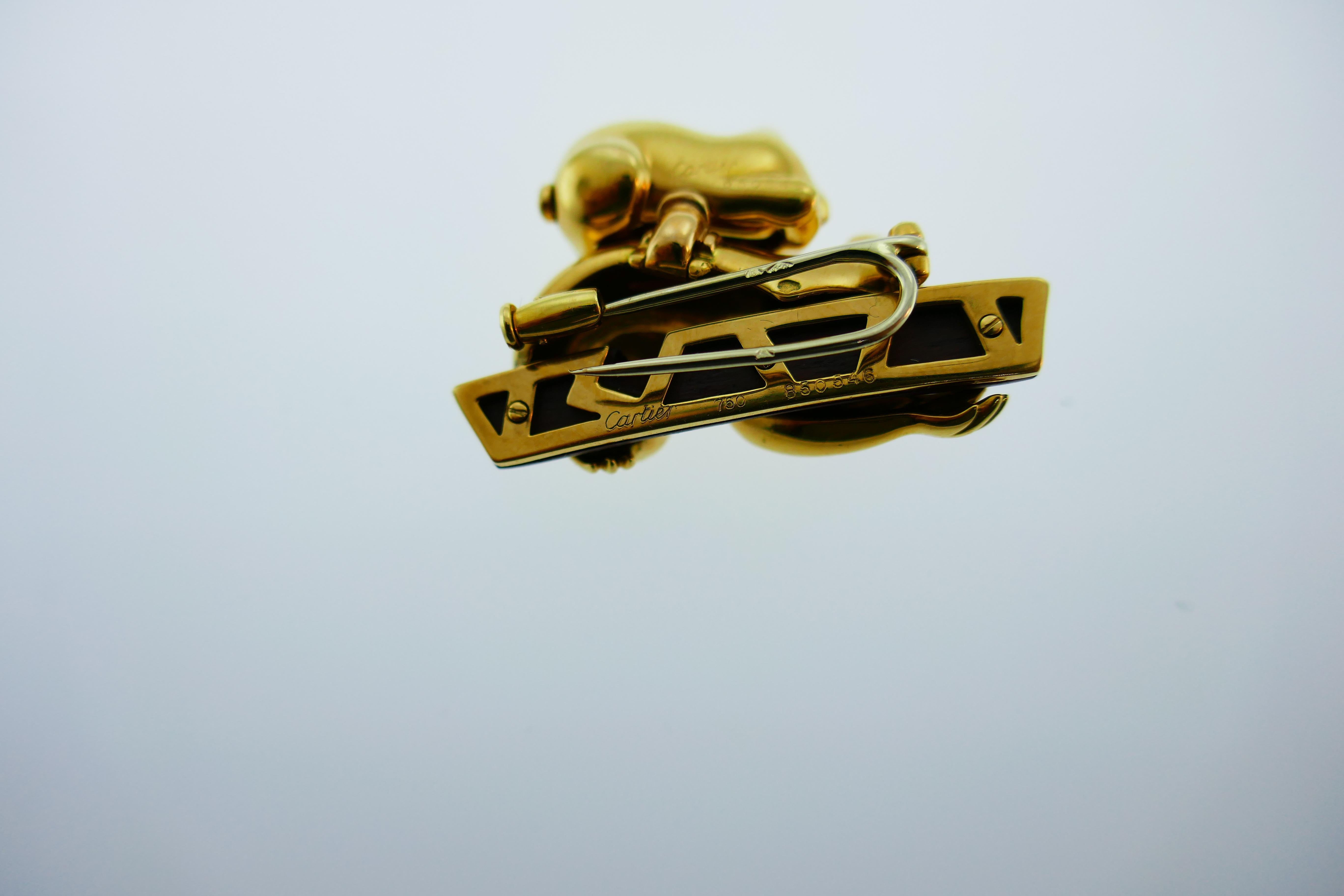 Cartier Paris 18 karat Gold, Wood and Onyx Koala Brooch / Detachable Charm Rare In Excellent Condition In Beverly Hills, CA