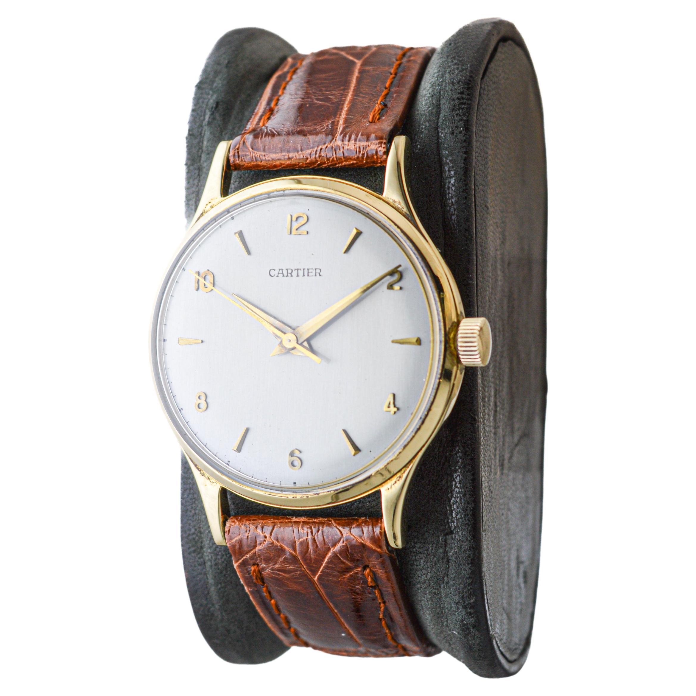 Cartier Paris 18 Karat. Gold Calatrava Style Watch, aus den 1950er Jahren European Watch Co.  im Zustand „Hervorragend“ im Angebot in Long Beach, CA
