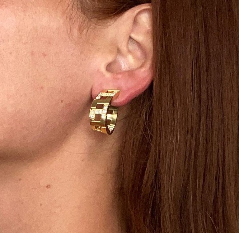 Cartier Paris 18Kt Gold Etruscan Earrings Hoops with 2.88 Cts in VVS Diamonds For Sale 1