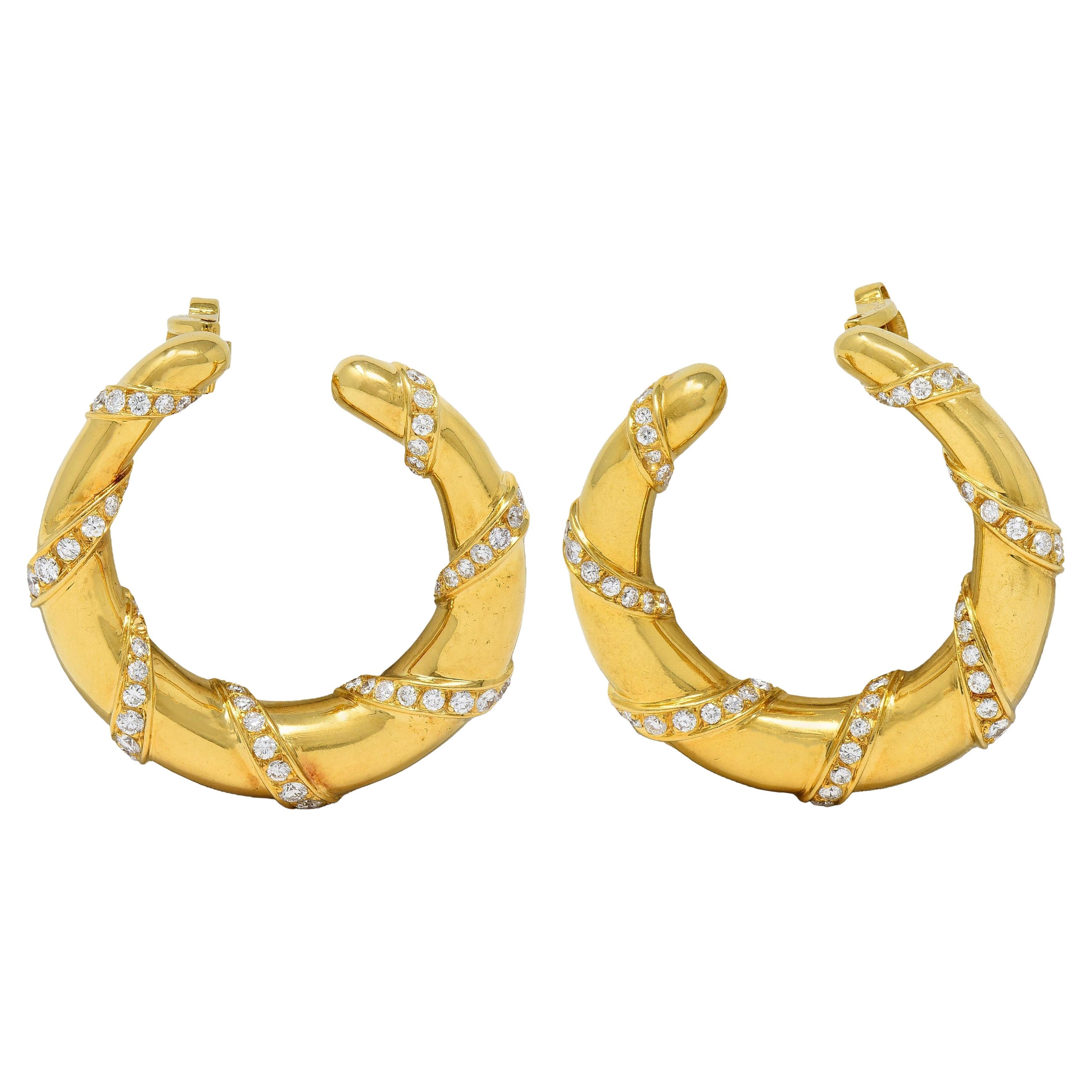 Boucles d
oreilles vintage en or jaune 18 carats de Cartier Paris 1.90 CTW Twist Hoop