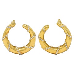 Boucles d
oreilles vintage en or jaune 18 carats de Cartier Paris 1.90 CTW Twist Hoop