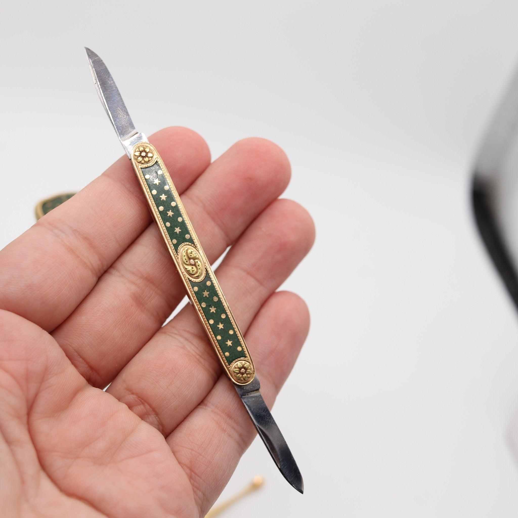 CARTIER Paris 1900 Edwardian Nécessaire Case in 18Kt Gold With Green Lacquer Excellent état - En vente à Miami, FL