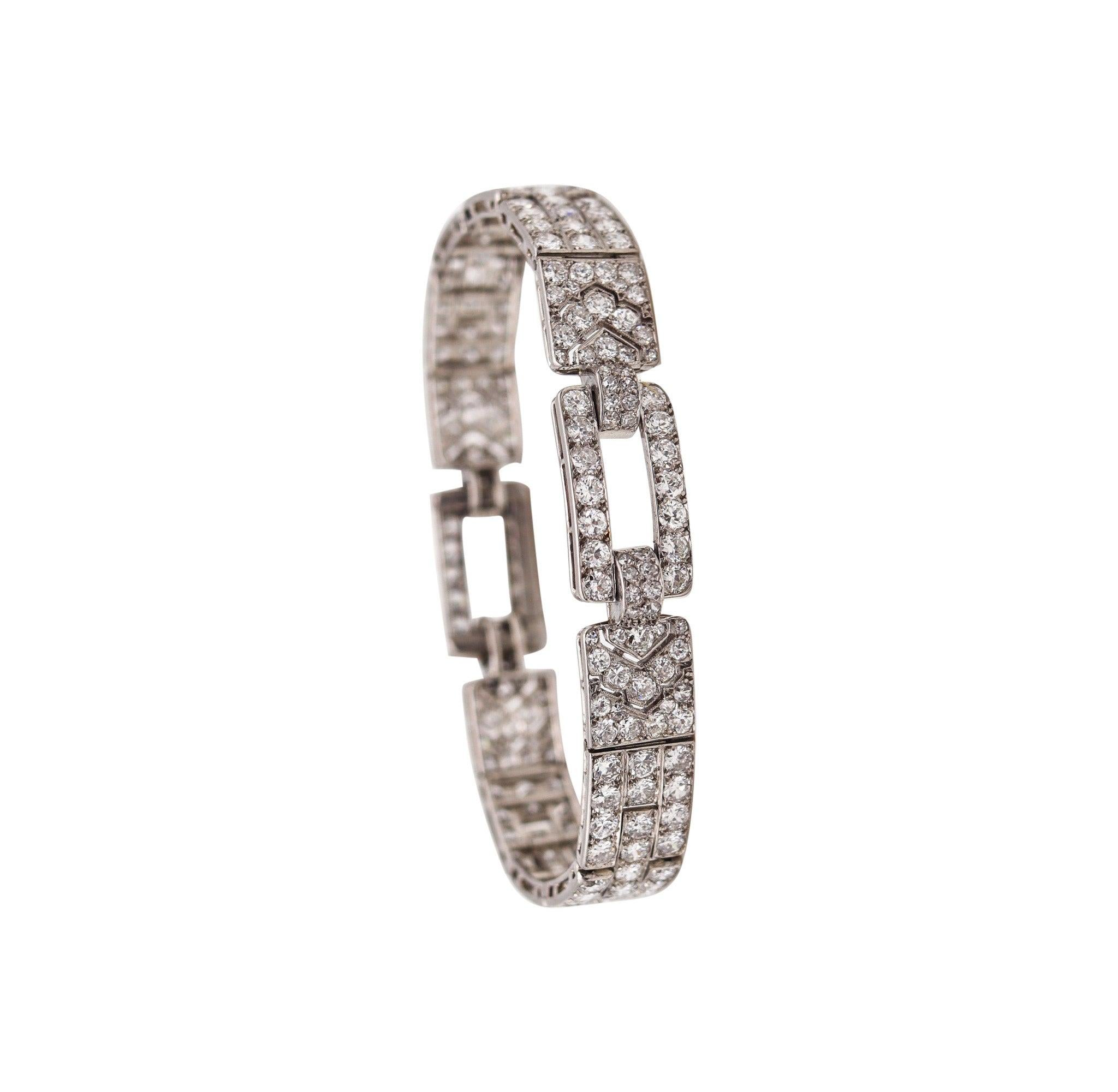 CARTIER Paris 1928 Art Deco-Armband aus Platin mit 19,86 Karat Diamanten im Angebot 1
