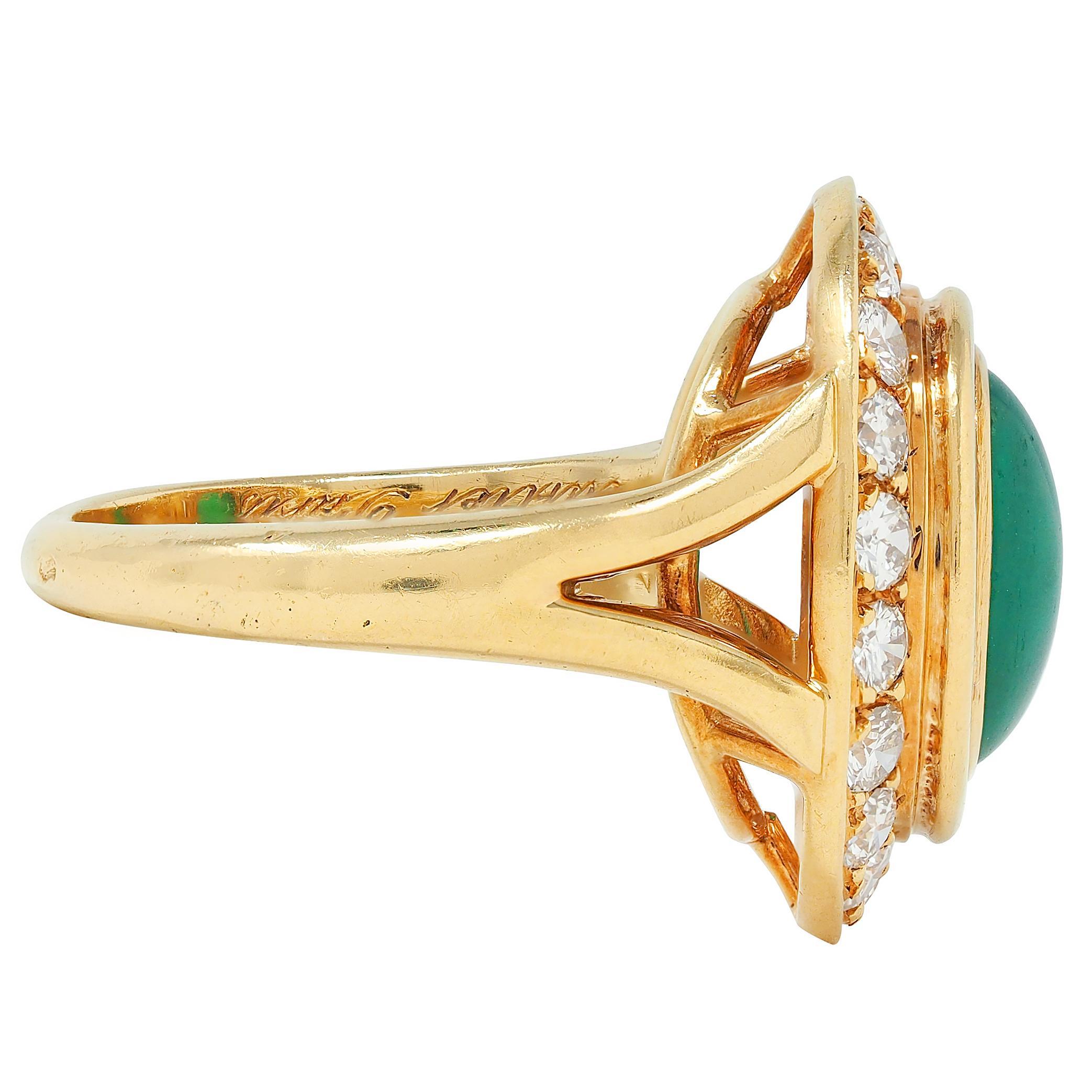 Cartier Paris 1960's Modern Cabochon Smaragd Diamant 18K Gold Vintage Halo Ring Damen im Angebot