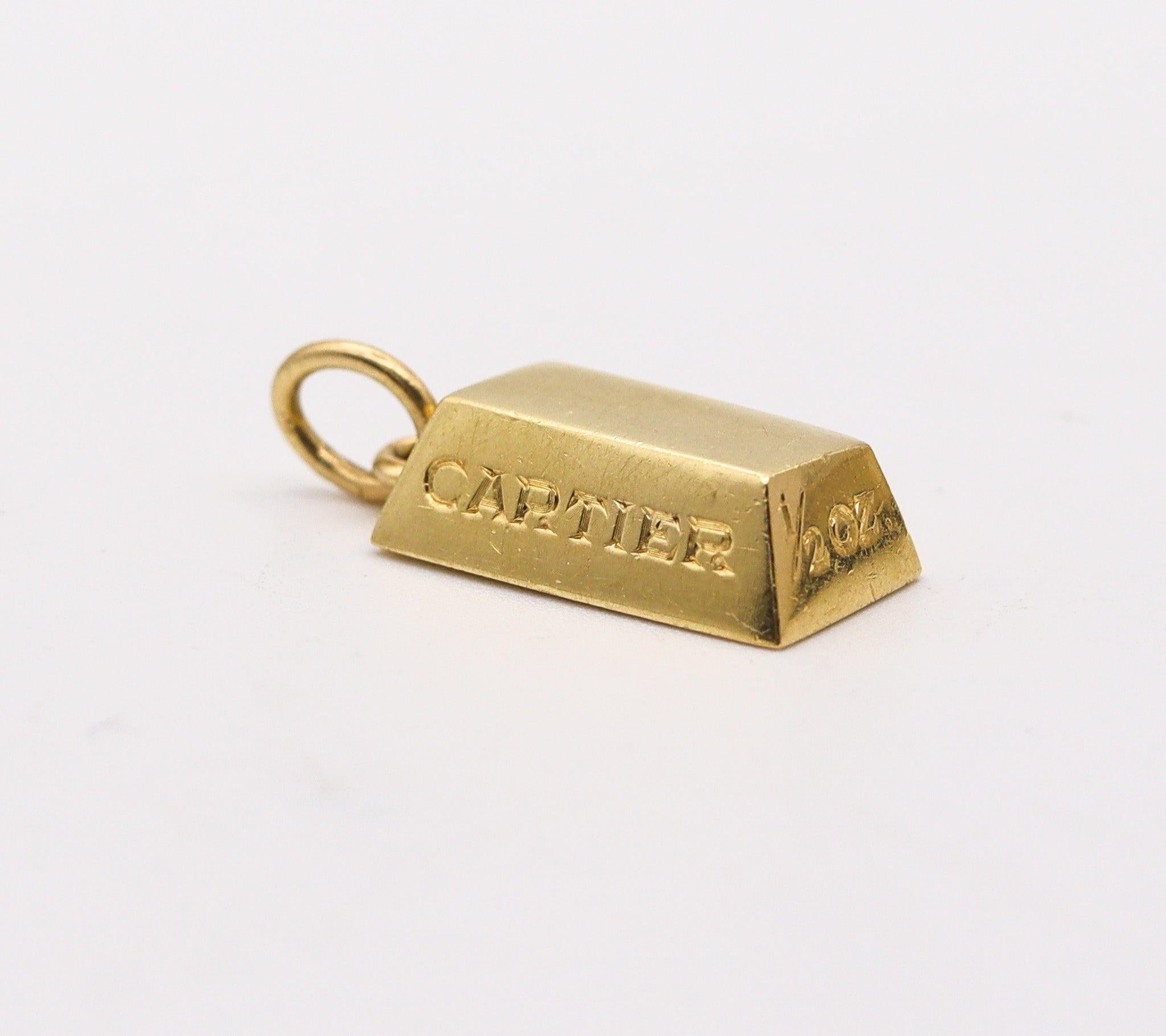Modernist CARTIER Paris 1970 1/2 Ounce Rectangular Ingot Pendant In Solid 18Kt Yellow Gold