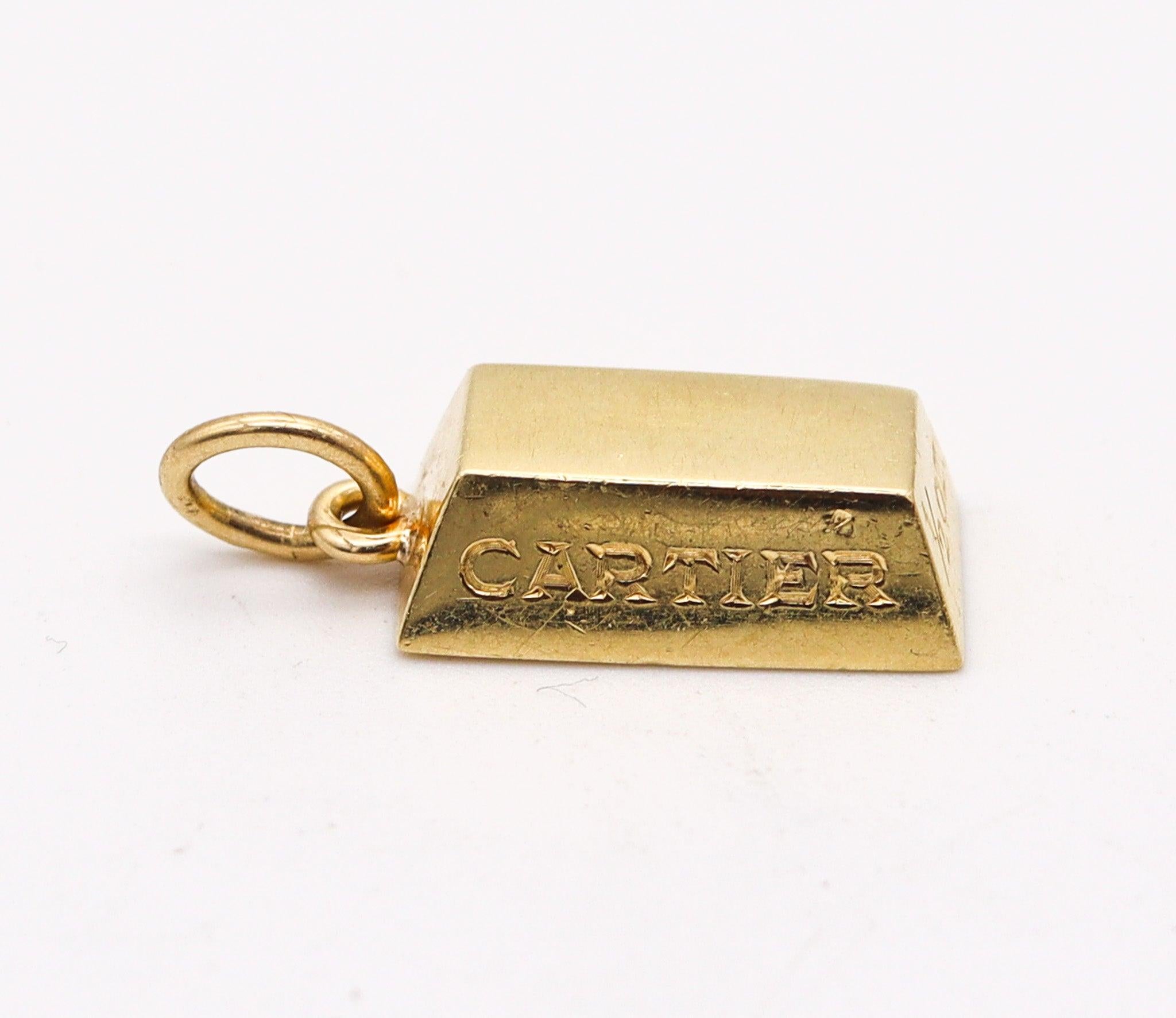 CARTIER Paris 1970 1/2 Ounce Rectangular Ingot Pendant In Solid 18Kt Yellow Gold In Excellent Condition In Miami, FL