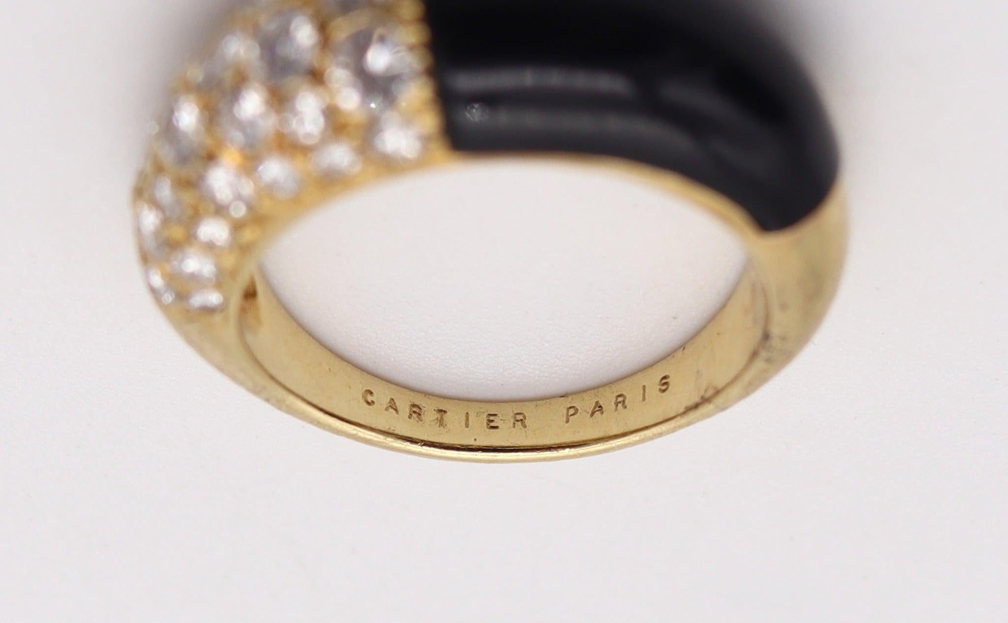 CARTIER Paris 1970 Andre Vassort Ring aus 18 Karat Gold mit 3,36 Gesamtkaratgewicht Diamanten und Onyx (Cabochon) im Angebot