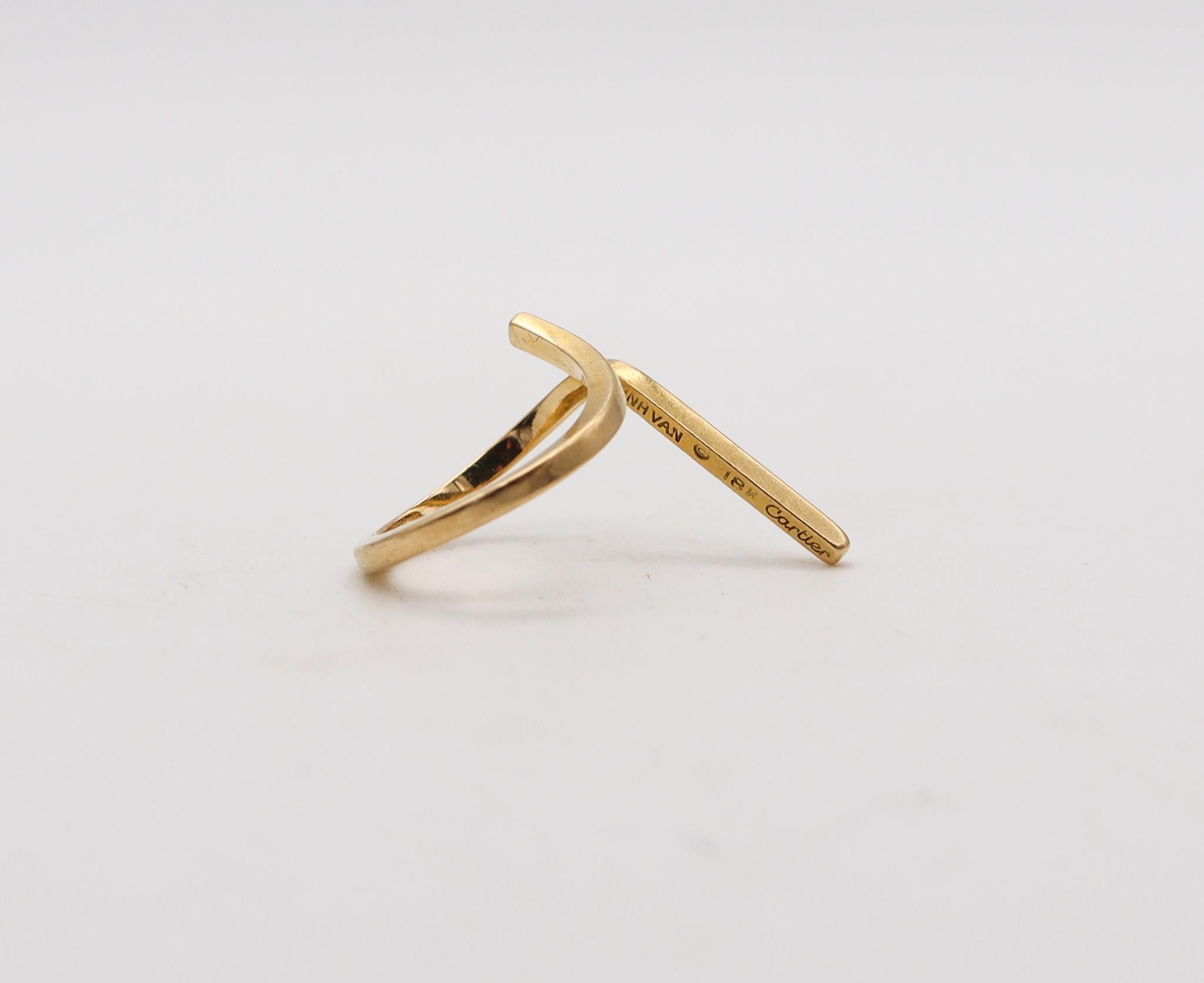 Modernist Cartier Paris 1970 By Dinh Van Geometric Sculptural Ring In 18Kt Yellow Gold For Sale