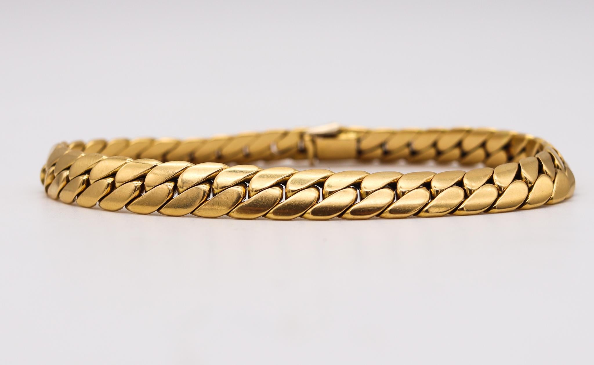 Women's Cartier Paris 1970 Flat Curb Links Bold Bracelet In Solid 18Kt Yellow Gold