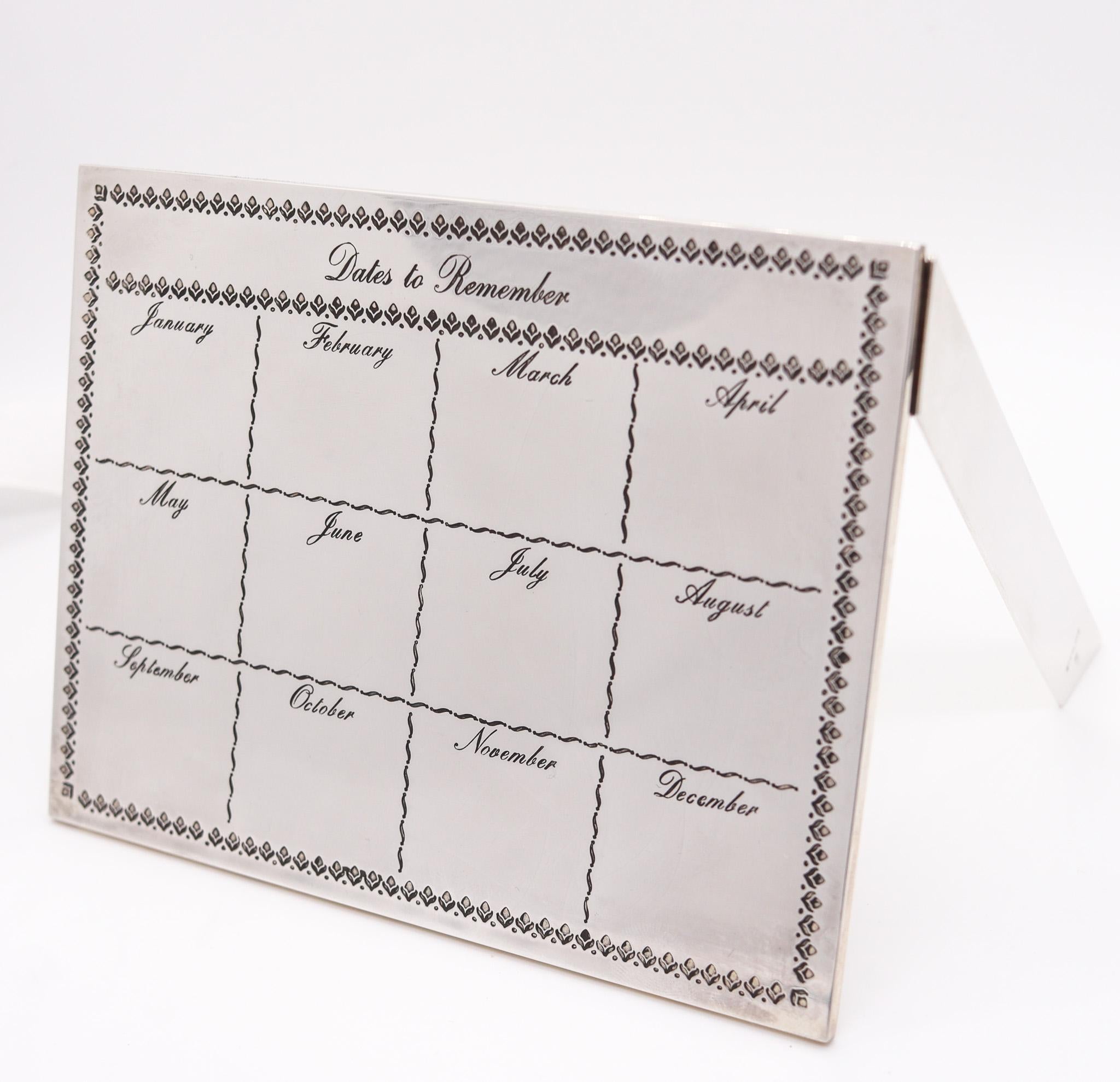 CARTIER Paris 1970 Important Dates Desk Calendar In .925 Sterling Silver In Box In Excellent Condition In Miami, FL