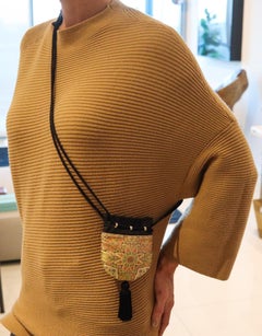 CARTIER Paris 1970 Select Trinity Minaudiere Purse In Mughal Silk & 18Kt Gold