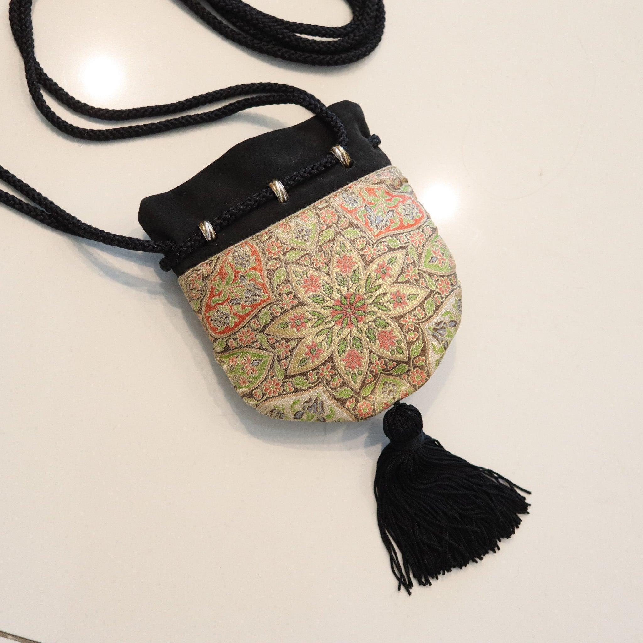 Francese Cartier Paris 1970 Select Trinity Portafoglio in seta Mughal e oro 18 carati in vendita