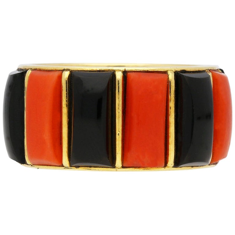 Cartier Paris 1970s Coral Onyx Gold Band Ring For Sale