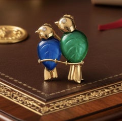 Cartier Paris 1989 Revival Love Birds con diamanti e calcedonio in oro giallo 18 carati