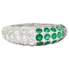 Cartier Paris 2,50 Karat Pavé Smaragd Diamant 18 Karat Weißgold Band Ring