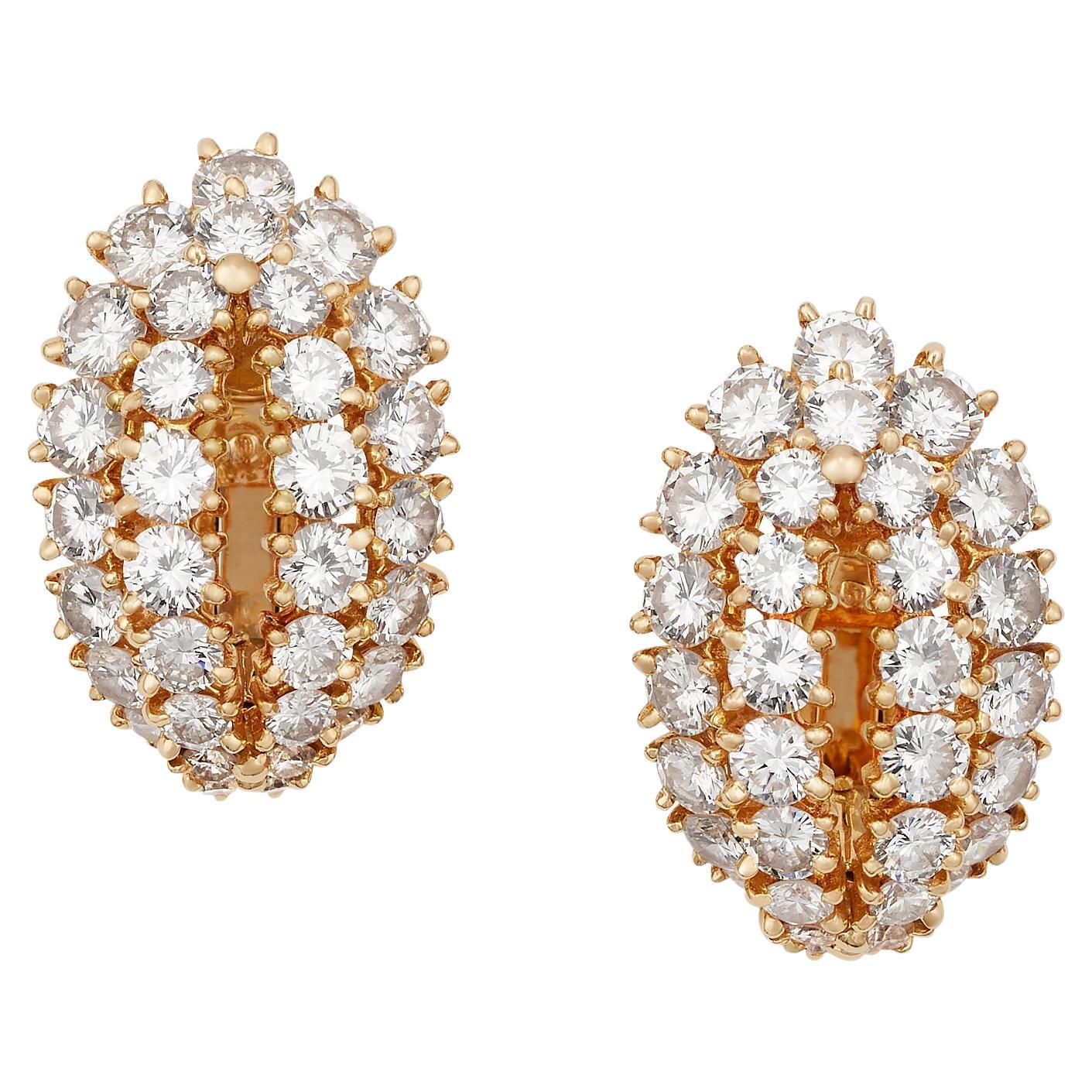 Cartier Paris Créoles huggies en or jaune 18 carats et diamants 5 carats en vente