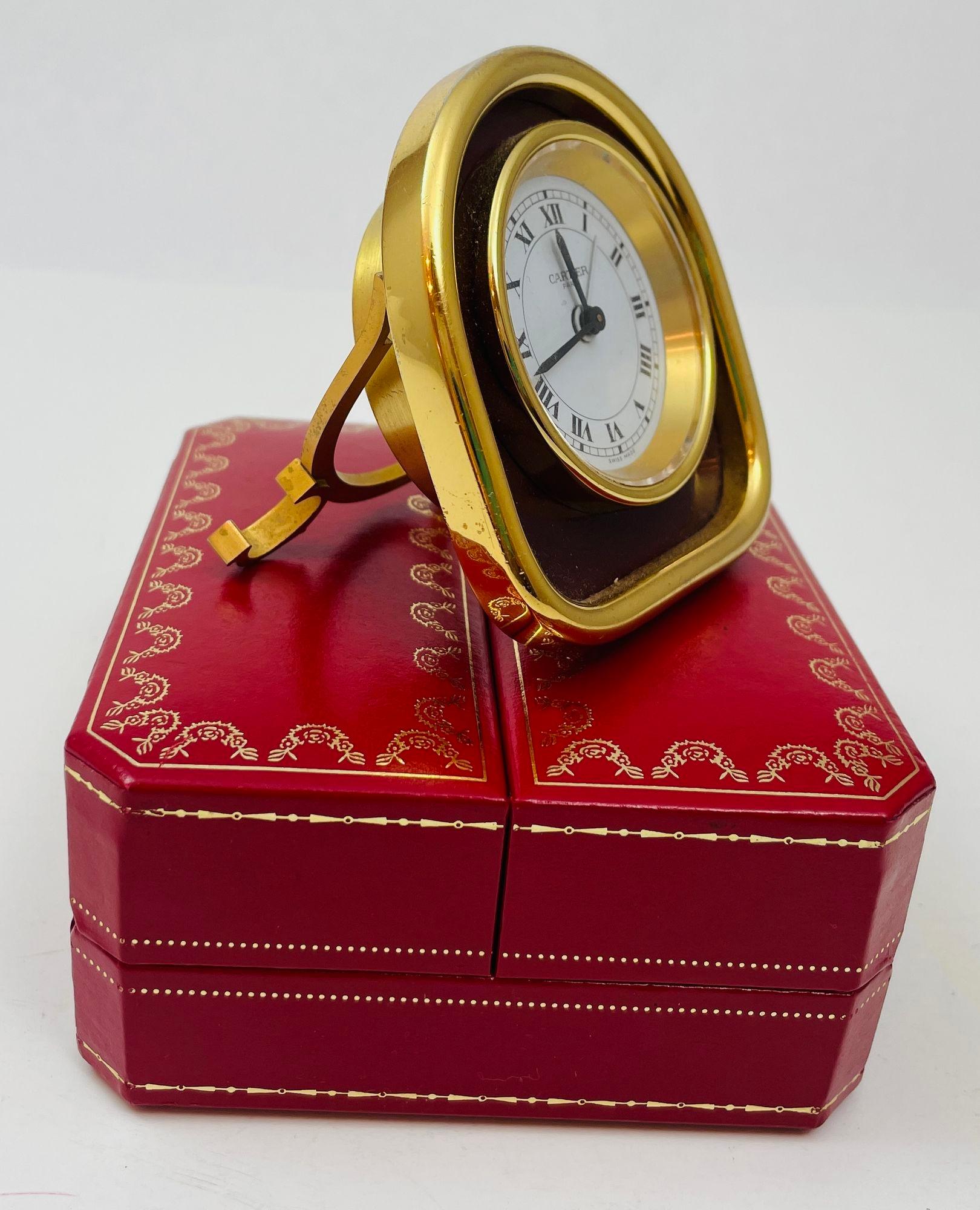 Svizzero Cartier Paris Art Deco Orologio da tavolo da viaggio placcato oro 24 carati in vendita