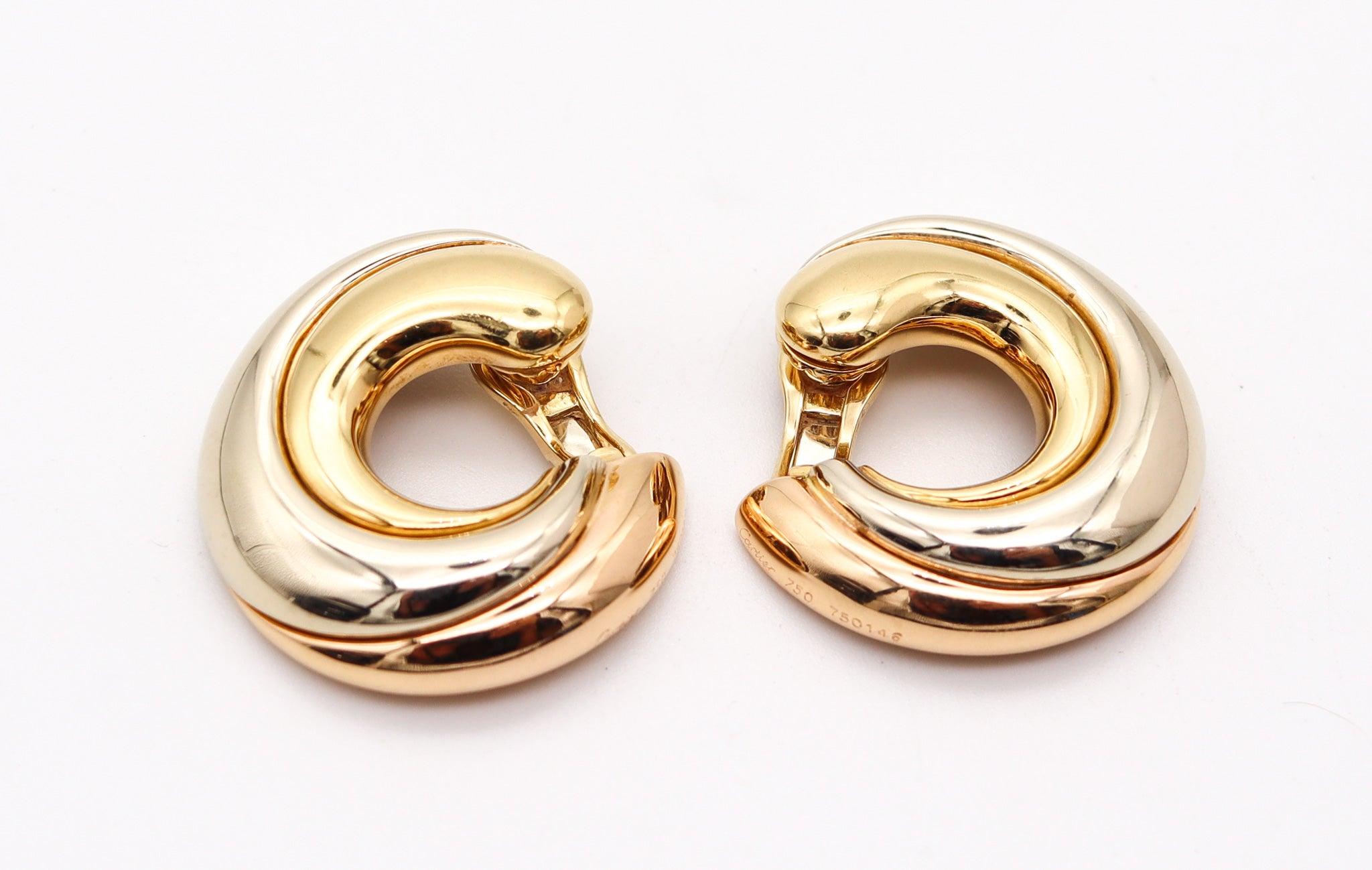 CARTIER Paris Bold Clips-On Hoops Earrings In Three Tones Of Solid 18Kt Gold In Excellent Condition For Sale In Miami, FL