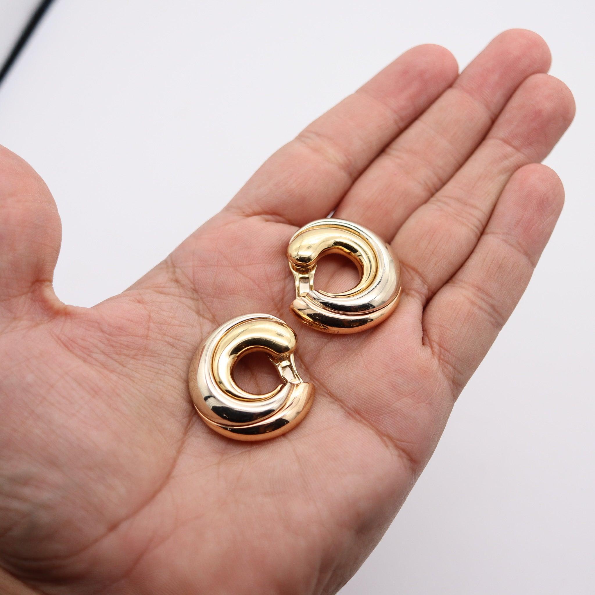 CARTIER Paris Bold Clips-On Hoops Earrings In Three Tones Of Solid 18Kt Gold For Sale 1