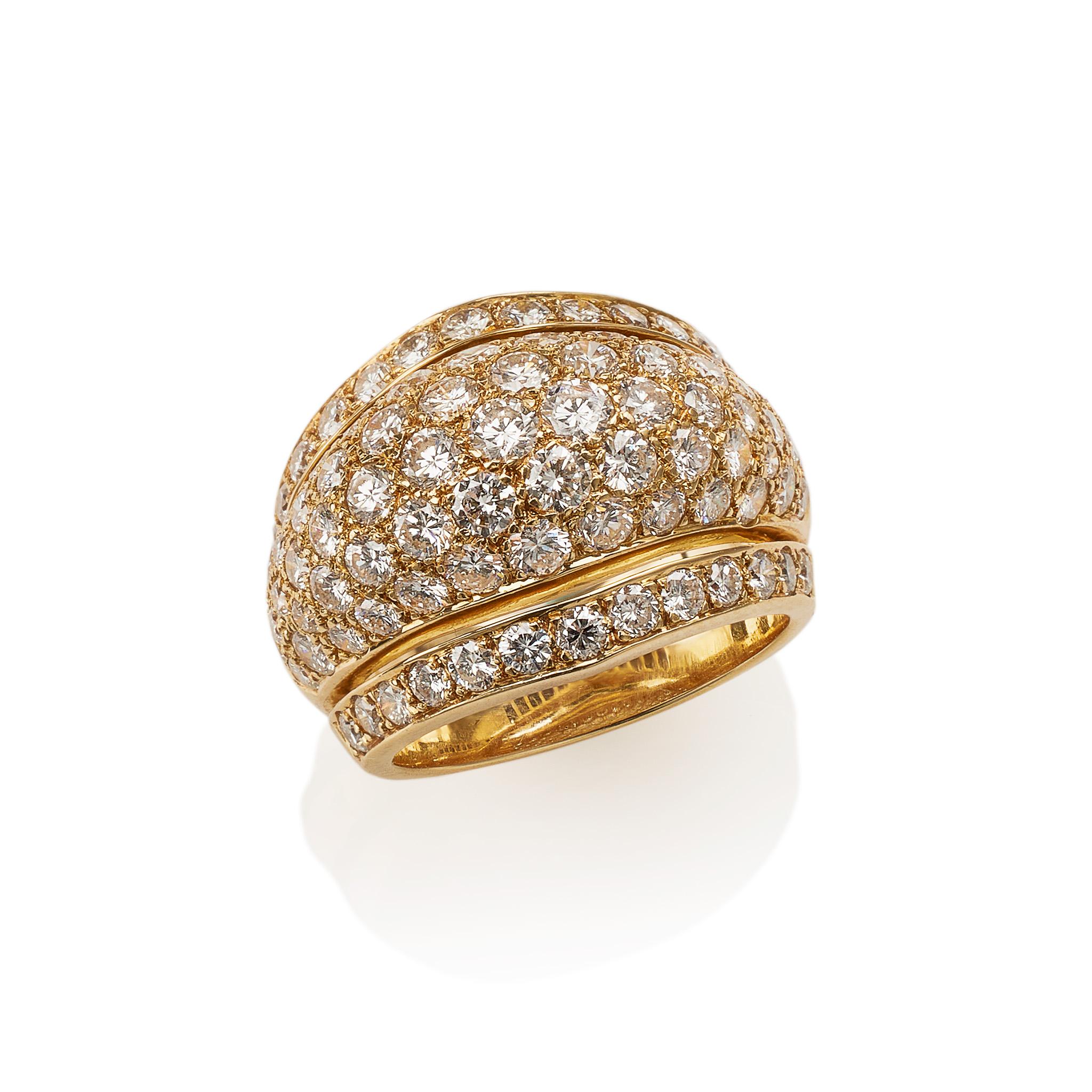 Taille brillant Bague à diamants Cartier Paris Bombé en vente