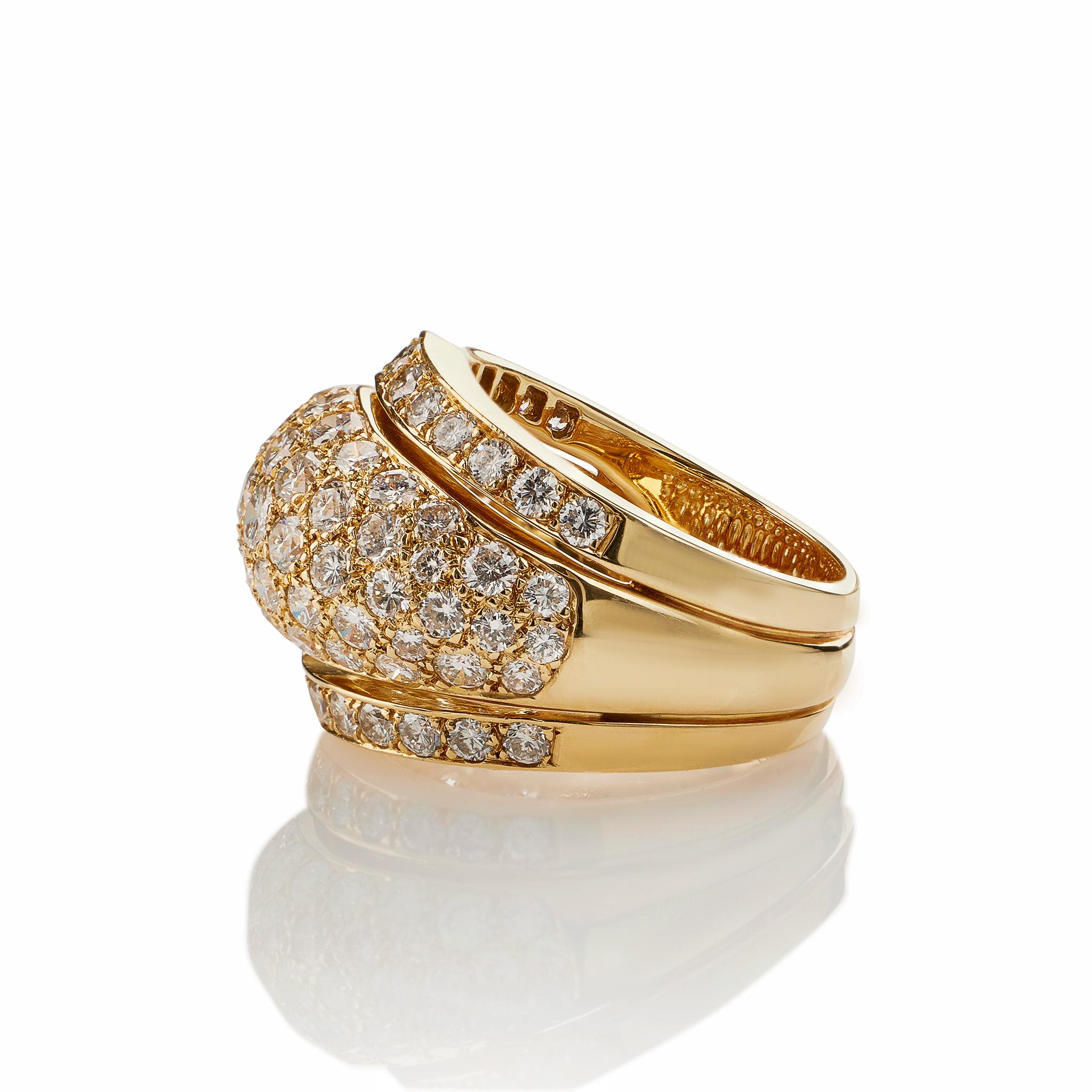 Women's or Men's Cartier Paris Bombé Diamond Ring For Sale
