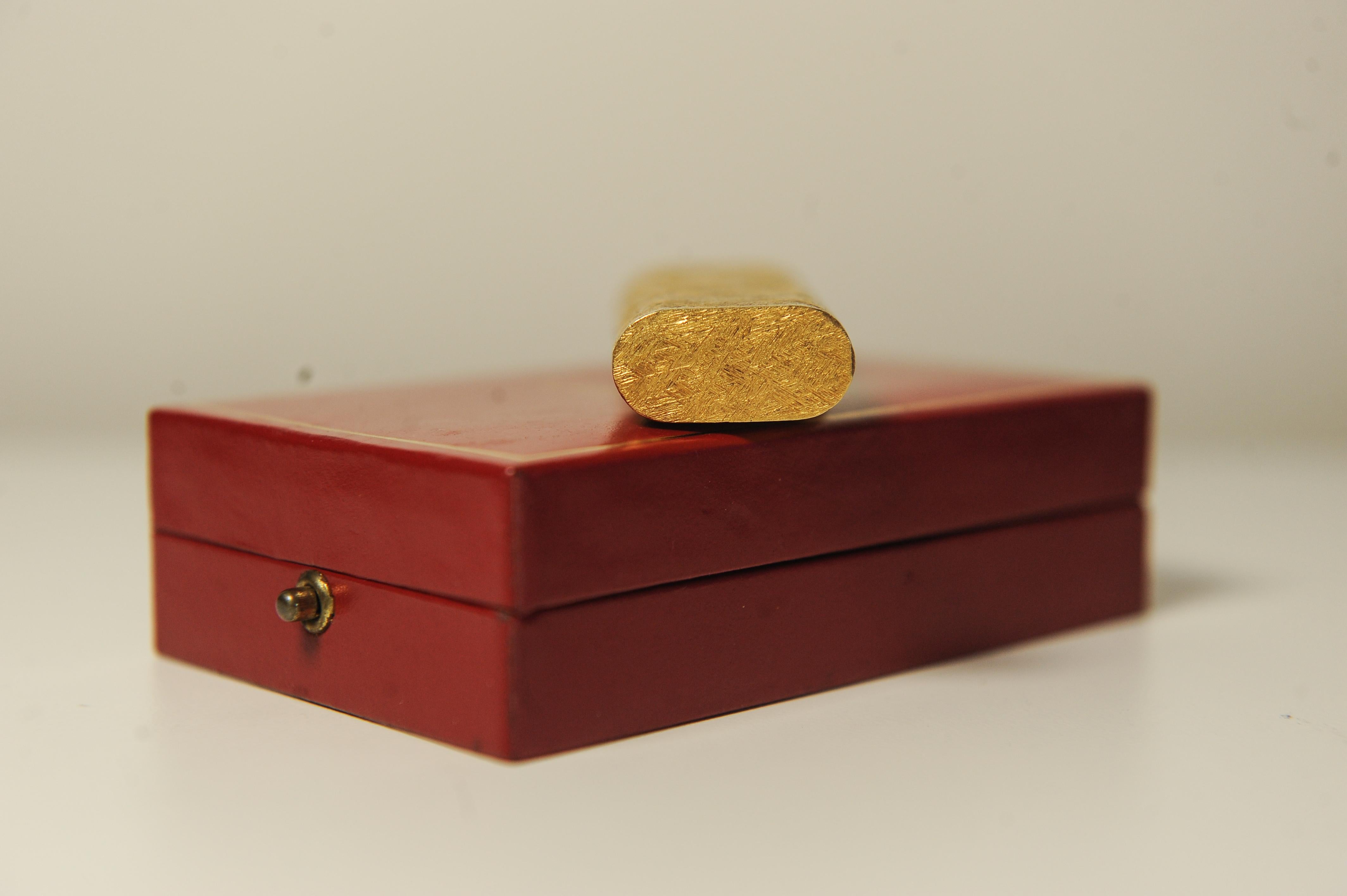 Metal Cartier 18ct Gold Plate Rare Bark Design Cigarette Lighter In Cartier Box For Sale
