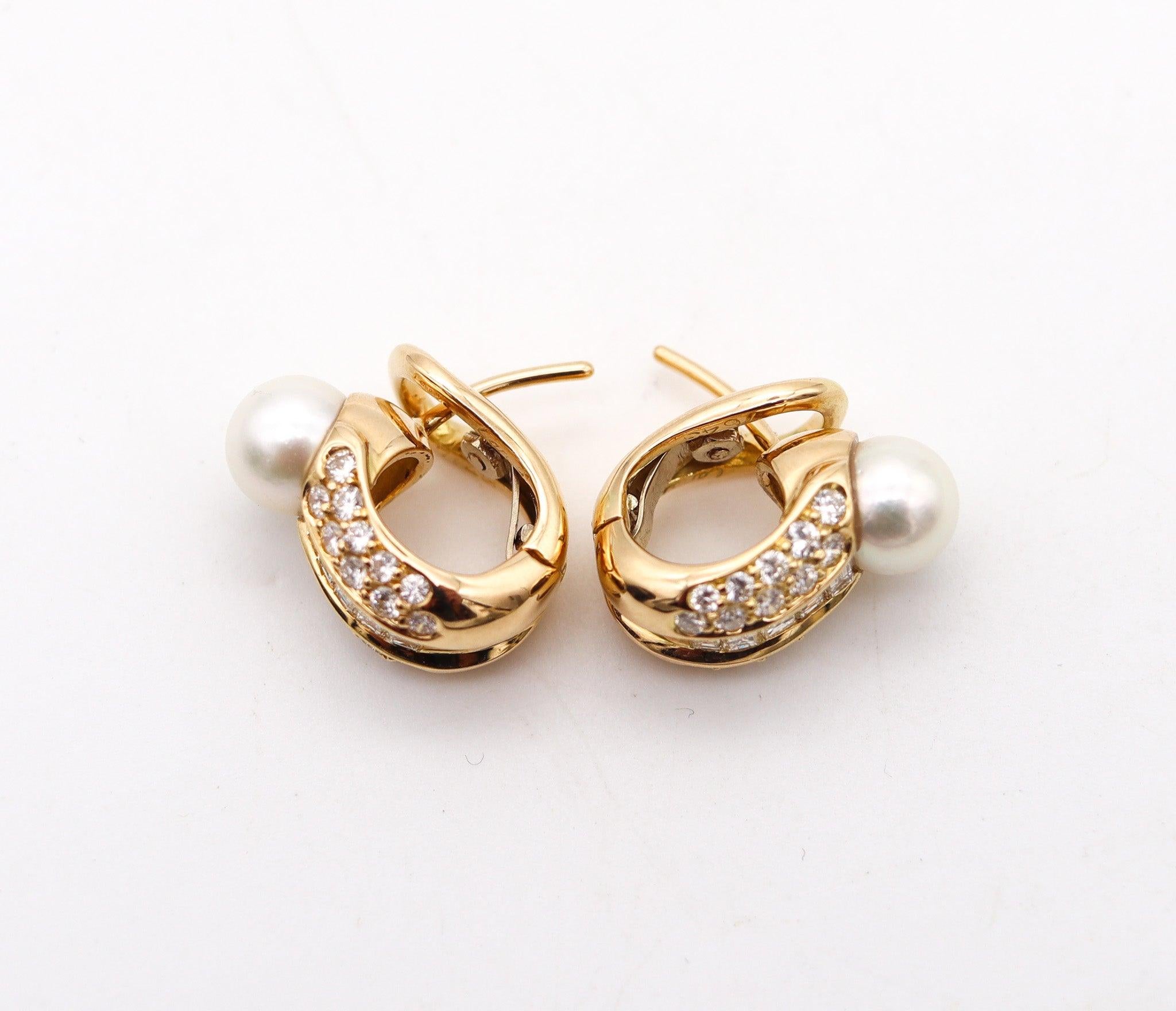 CARTIER Paris Clips-On Earrings In 18Kt Yellow Gold With Pearls And Diamonds Box In Excellent Condition In Miami, FL