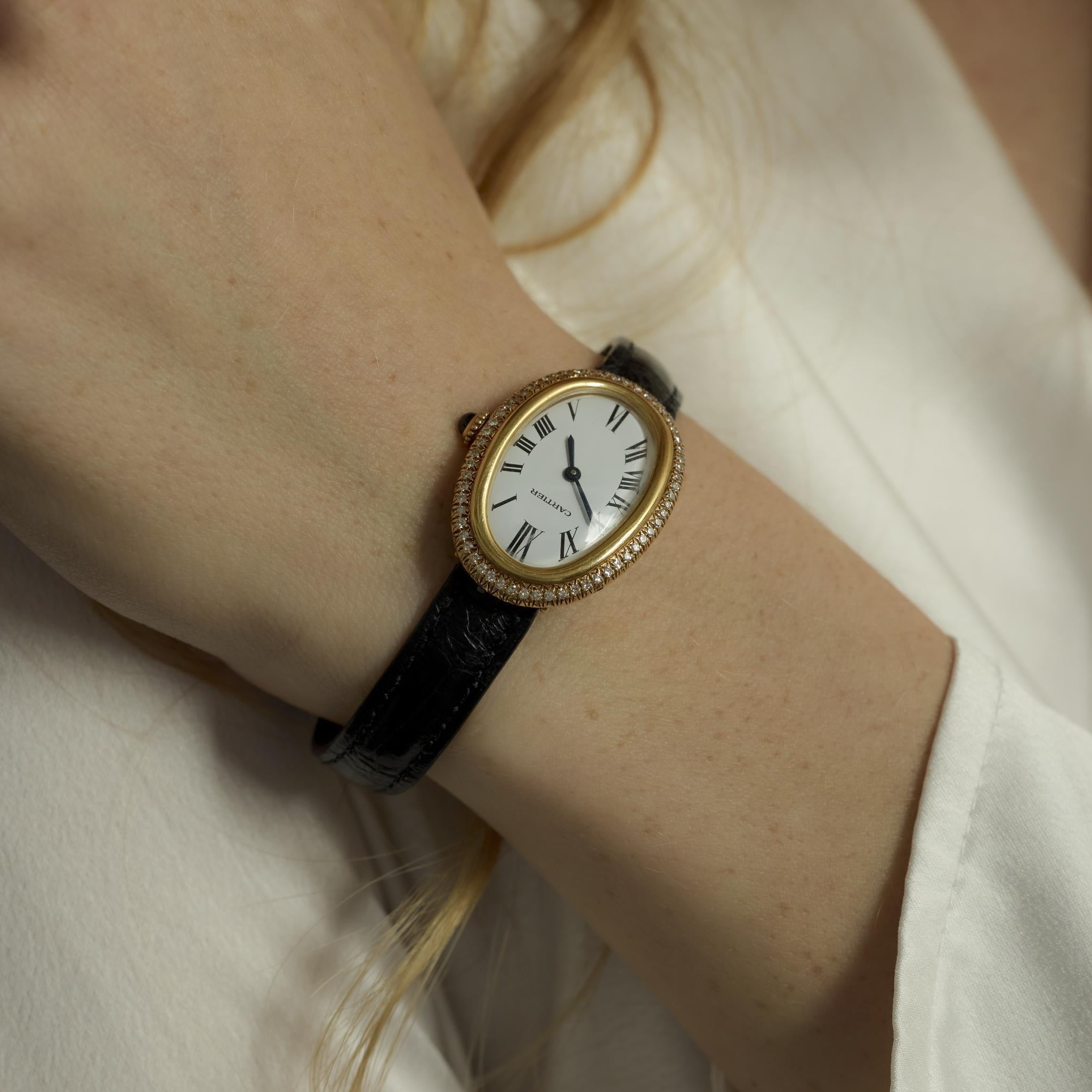 Montre Baignoire en or jaune 18k et diamants de Cartier Paris en vente 1