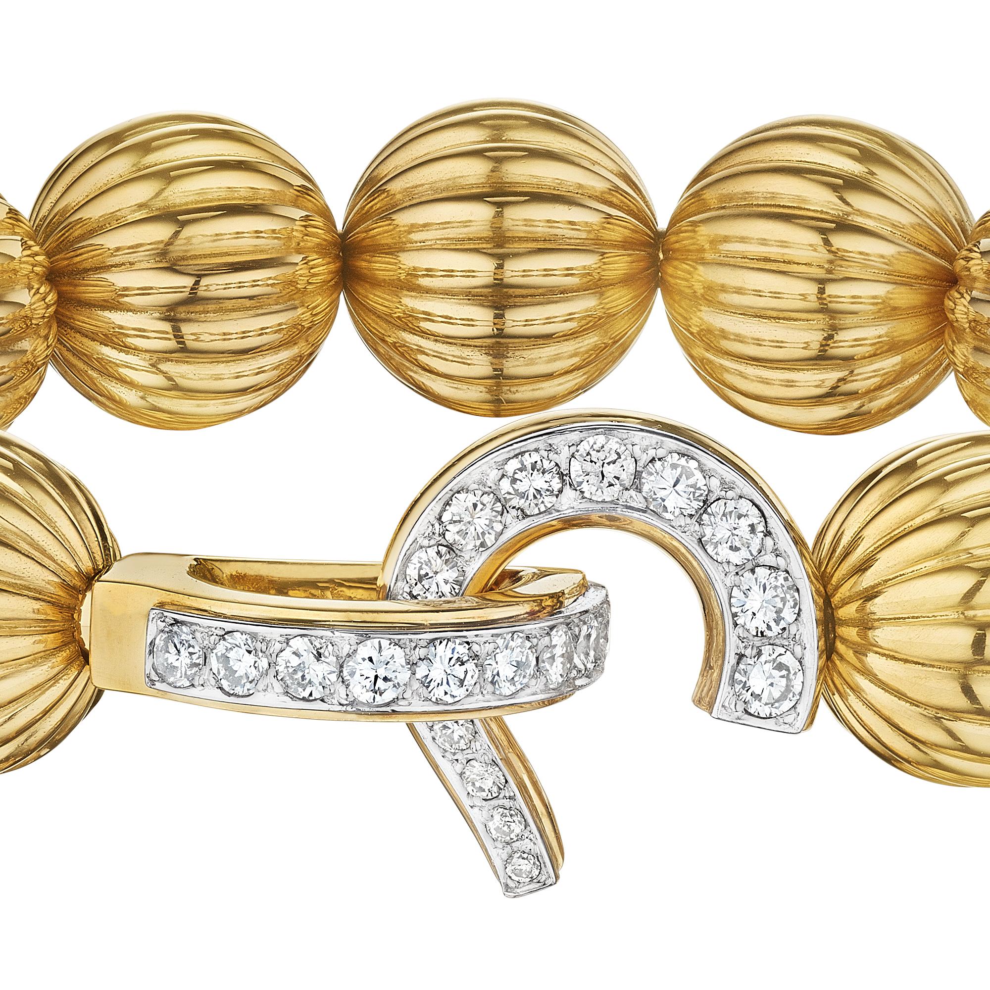 Round Cut Cartier Paris Diamond Gold Vintage Bead Bracelet