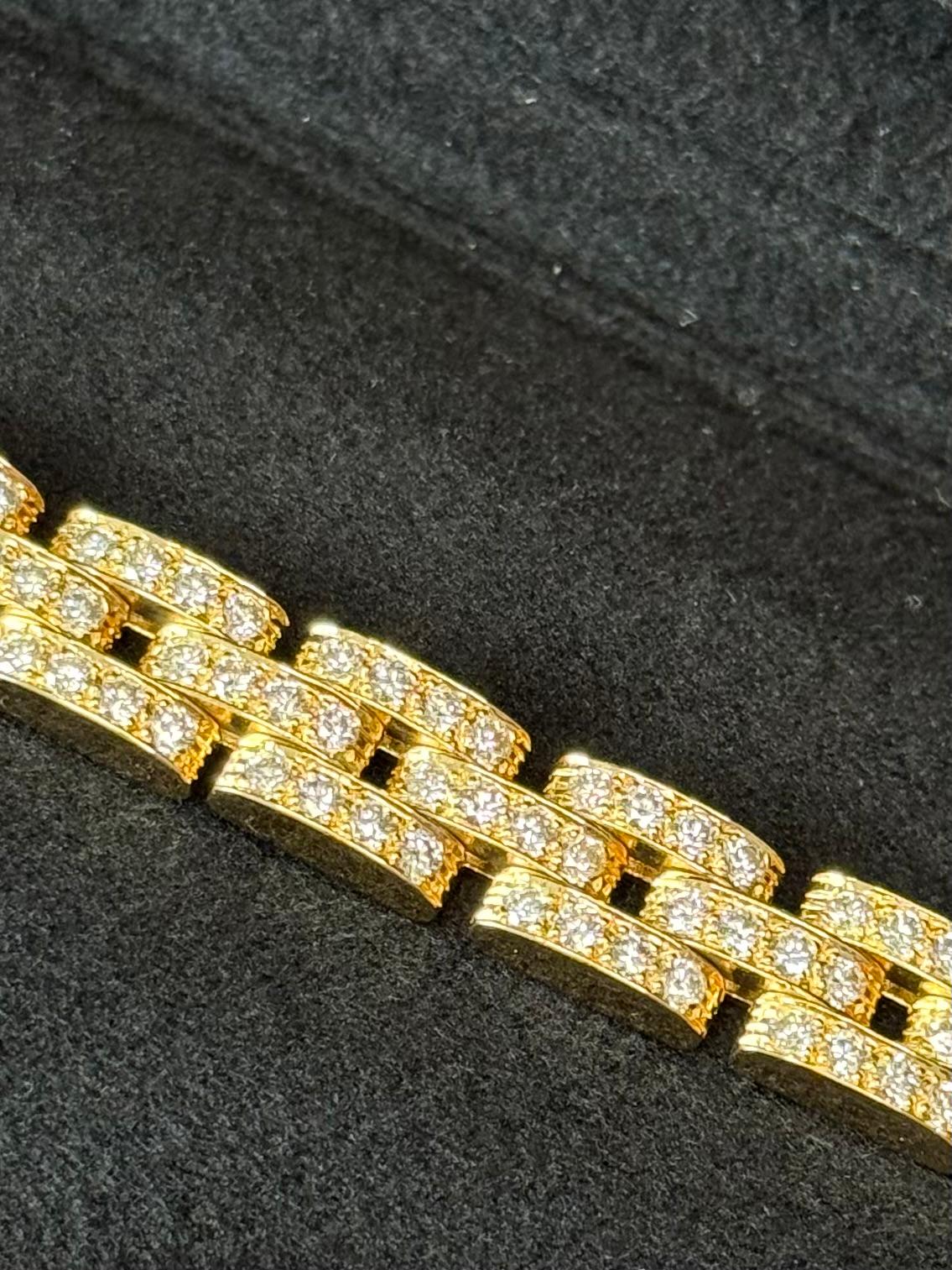Bracelet panthère à diamants de Cartier Paris en vente 8