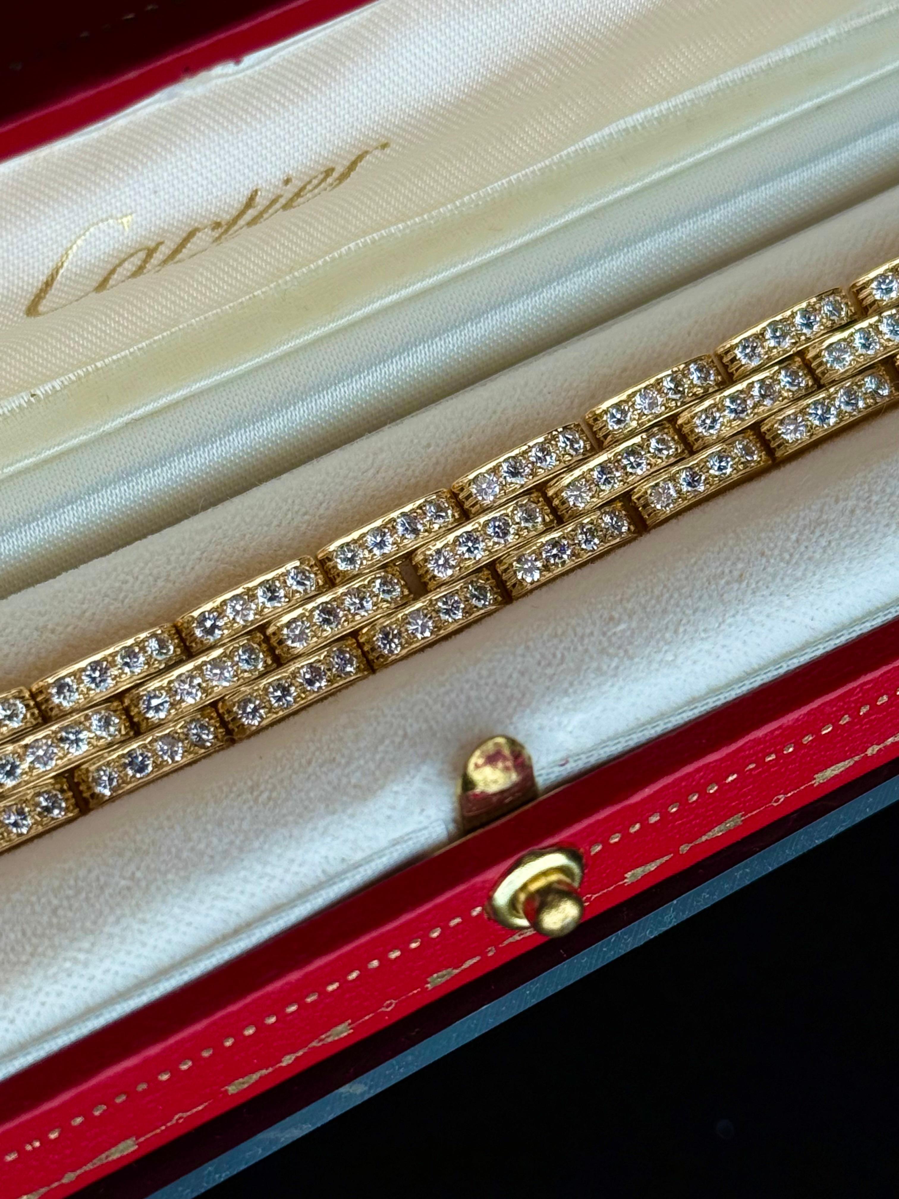 Taille brillant Bracelet panthère à diamants de Cartier Paris en vente