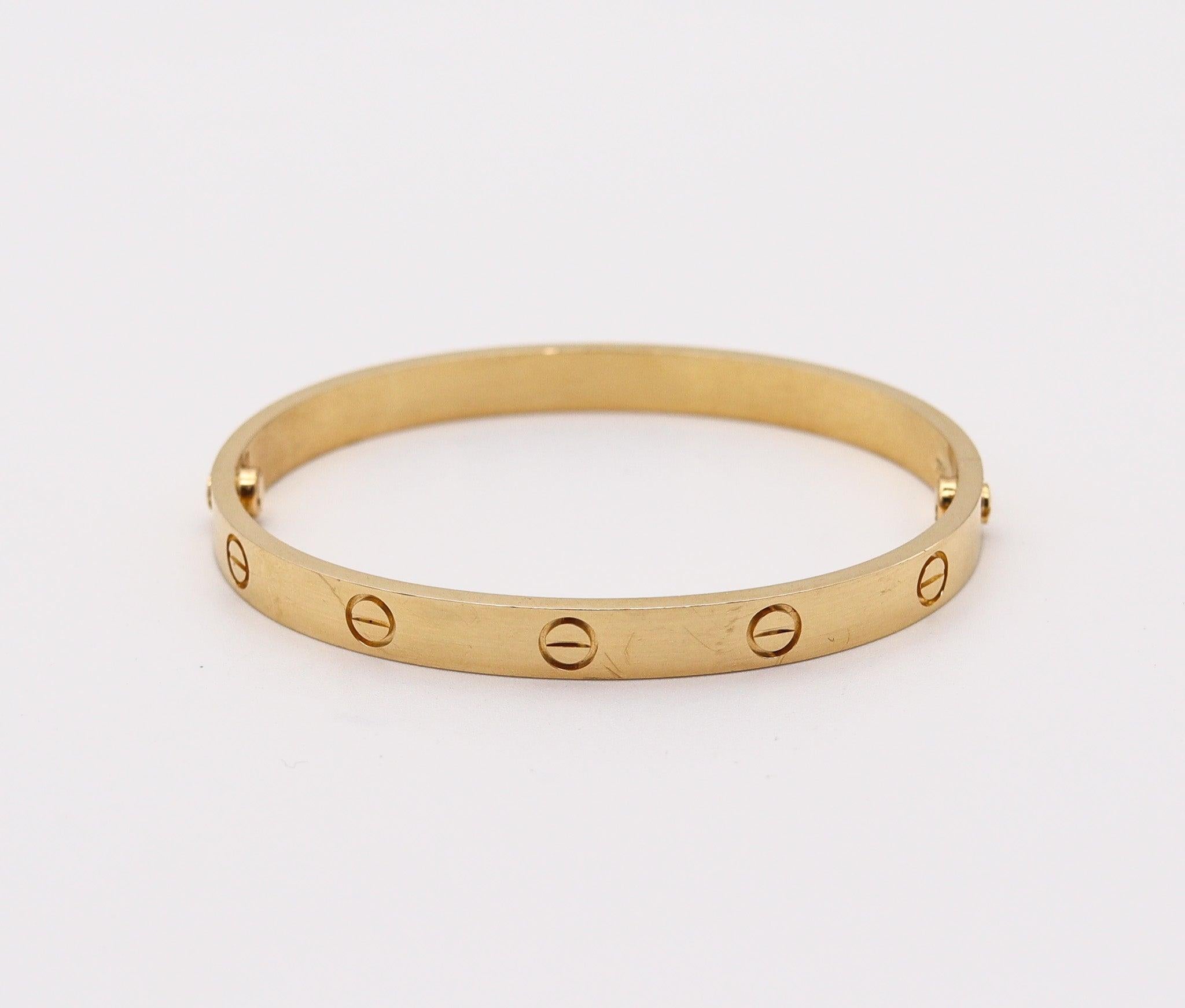 Modern CARTIER Paris Genuine Love Bracelet in 18Kt Yellow Gold Size 19 In Cartier Box