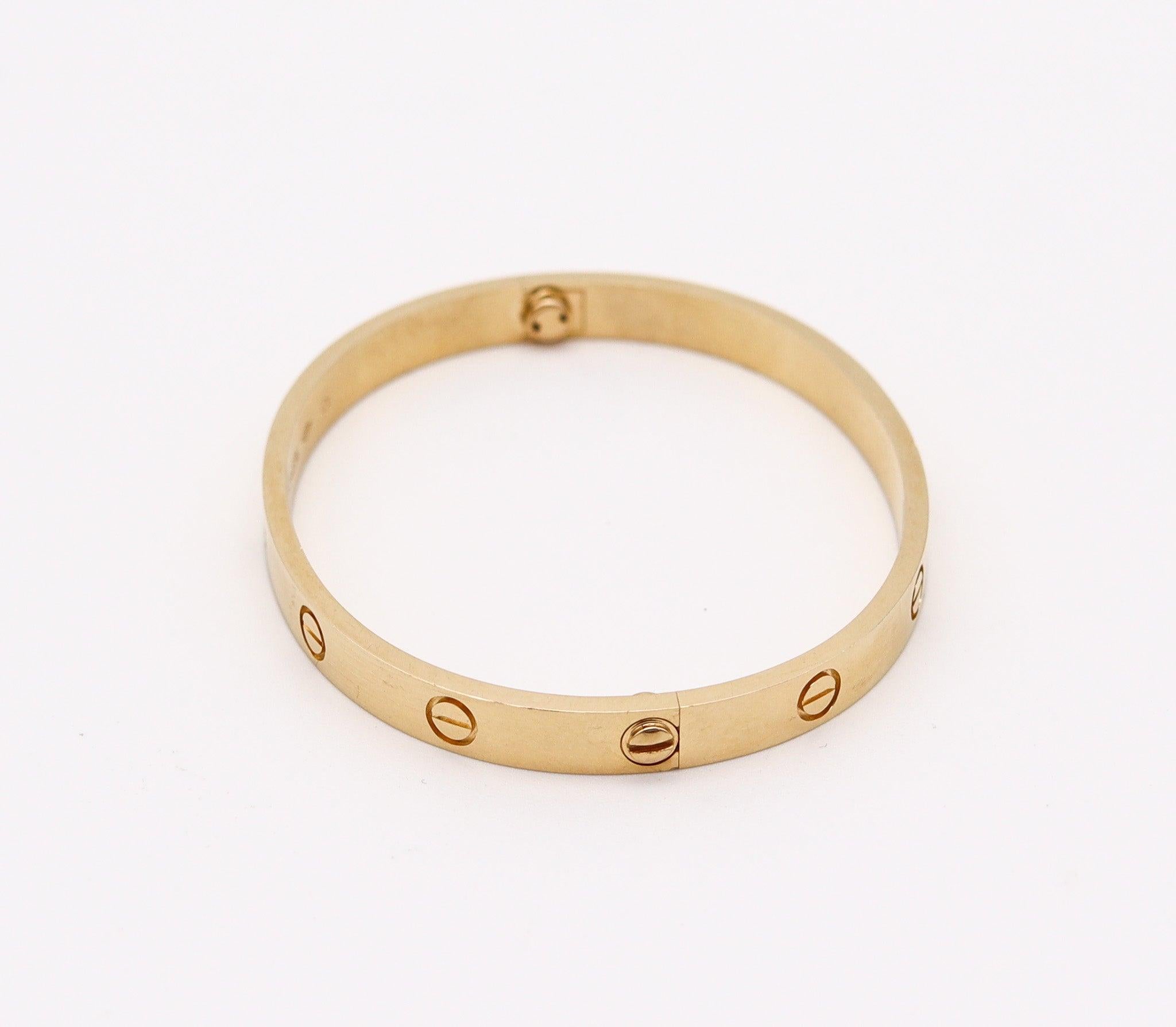 CARTIER Paris Genuine Love Bracelet in 18Kt Yellow Gold Size 19 In Cartier Box In Excellent Condition In Miami, FL