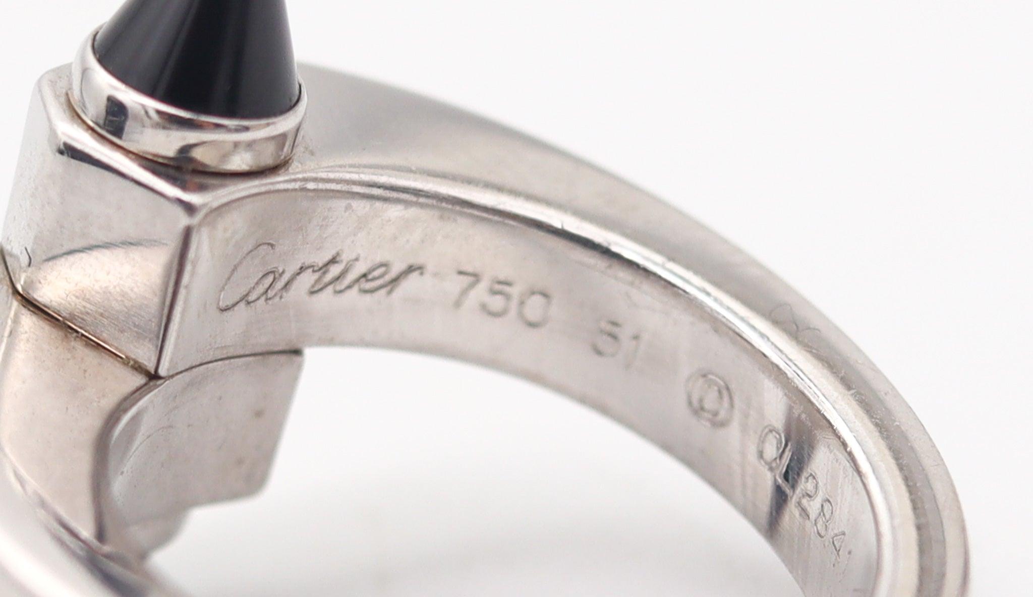 Cartier Paris Anello geometrico Menotte Bypass in oro 18Kt con onice nera Sz 51 In condizioni ottime in vendita a Miami, FL