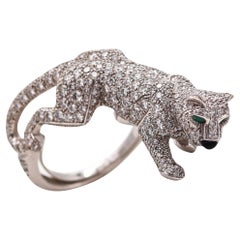 Cartier Paris Ikonischer walking Panthere-Ring aus 18 Karat Gold mit 4,69 Gesamtkaratgewicht in Diamant