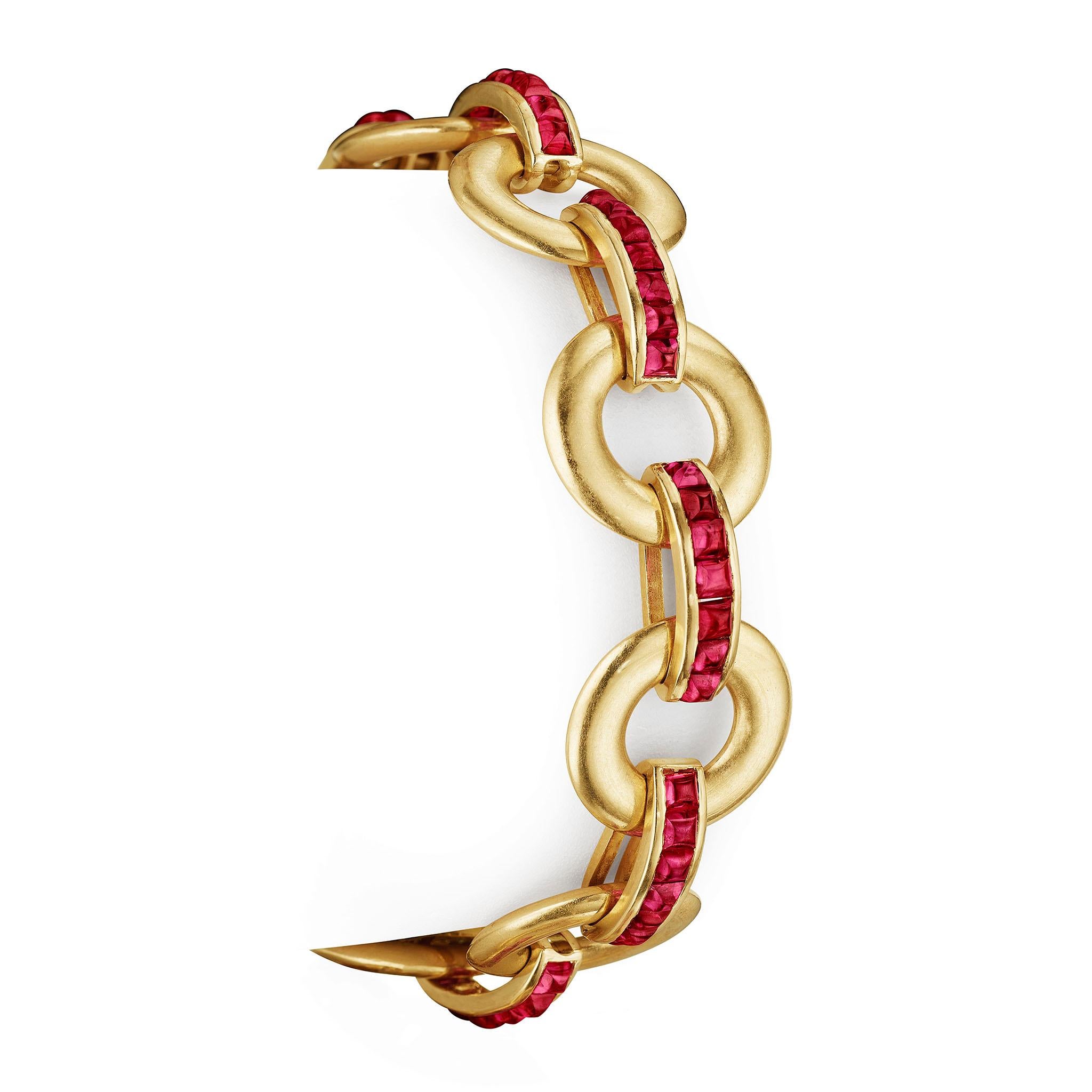 Cabochon Cartier Paris Late Art Deco Ruby Bracelet For Sale