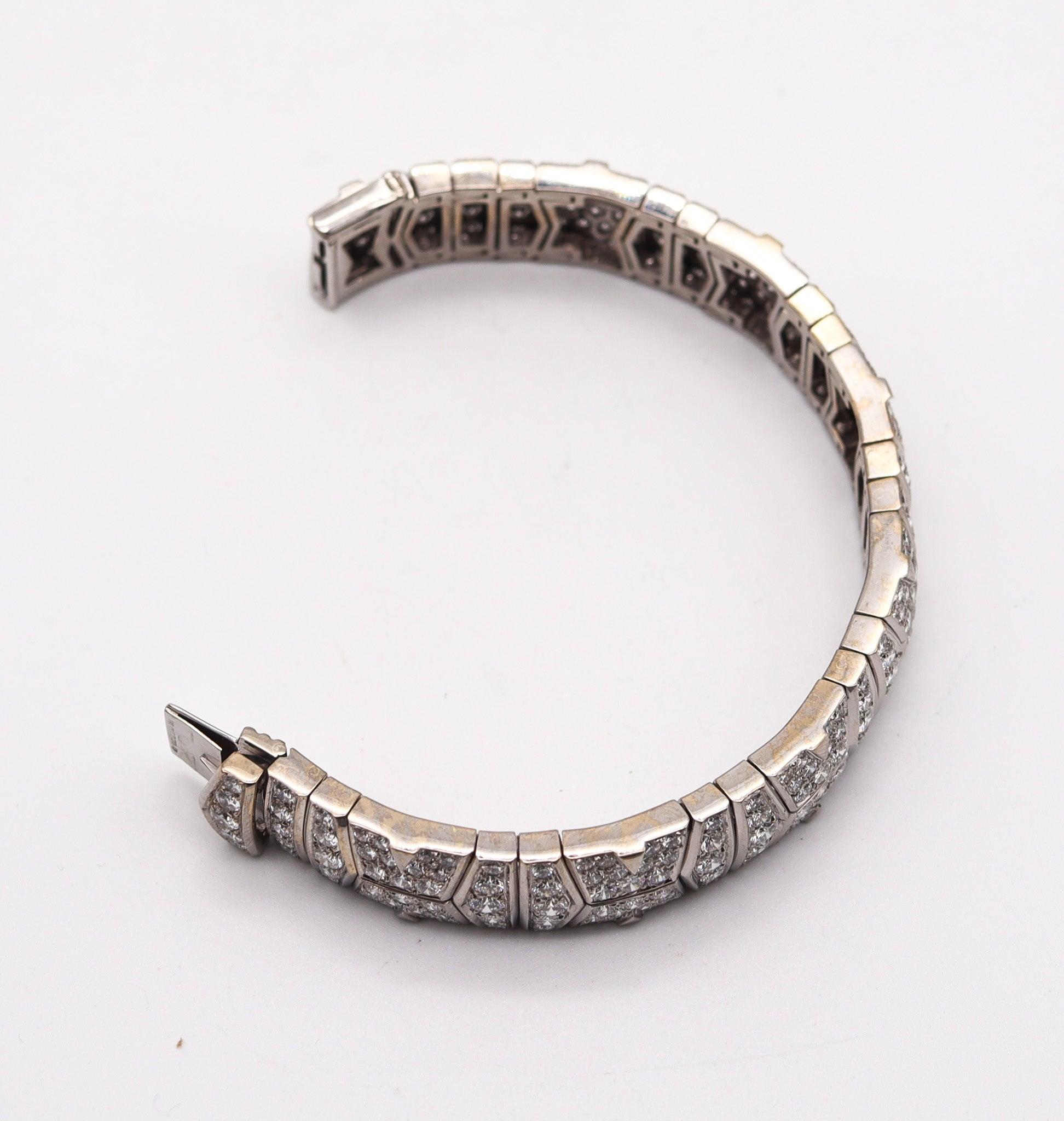CARTIER Paris-London Flexible Bracelet In 18Kt White Gold With 15.96 Ctw Diamond Modernista en venta