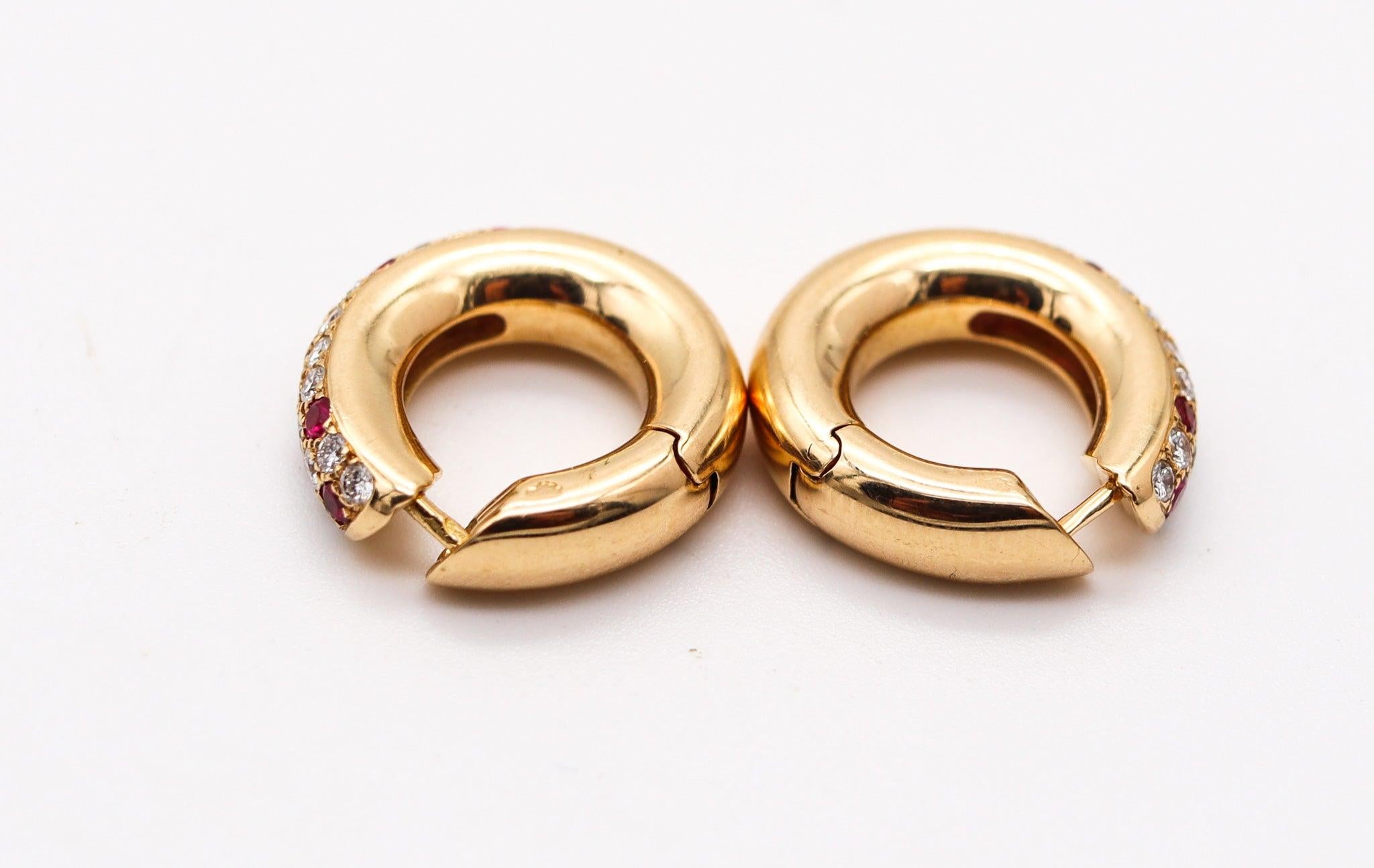 Cartier Paris Orecchini a cerchio Mimi in oro 18Kt con 2,24 carati di rubini e diamanti in vendita 5