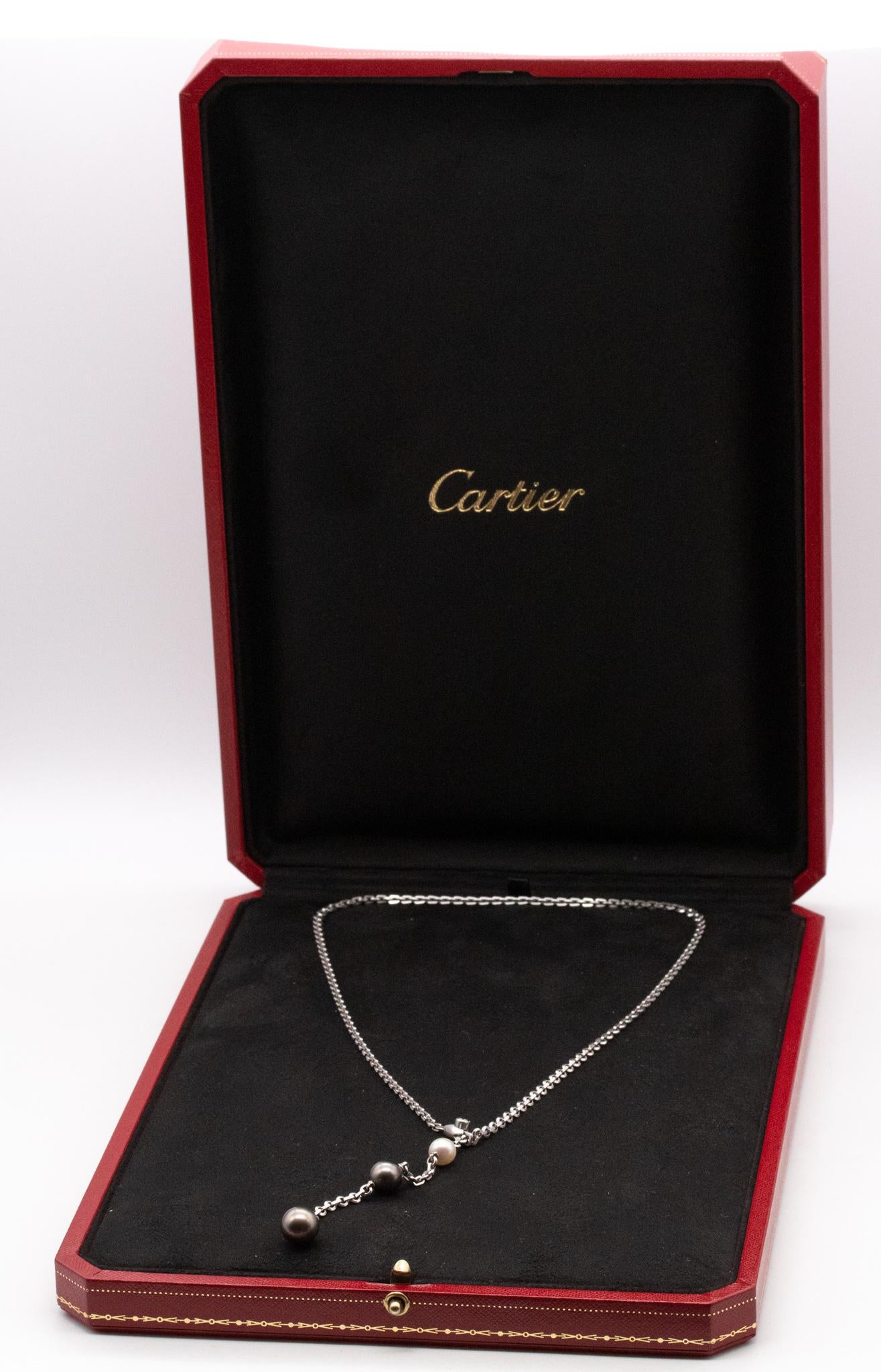 Cartier Paris Collier Lariat moderne en or blanc 18 carats avec trois perles et un diamant Excellent état - En vente à Miami, FL