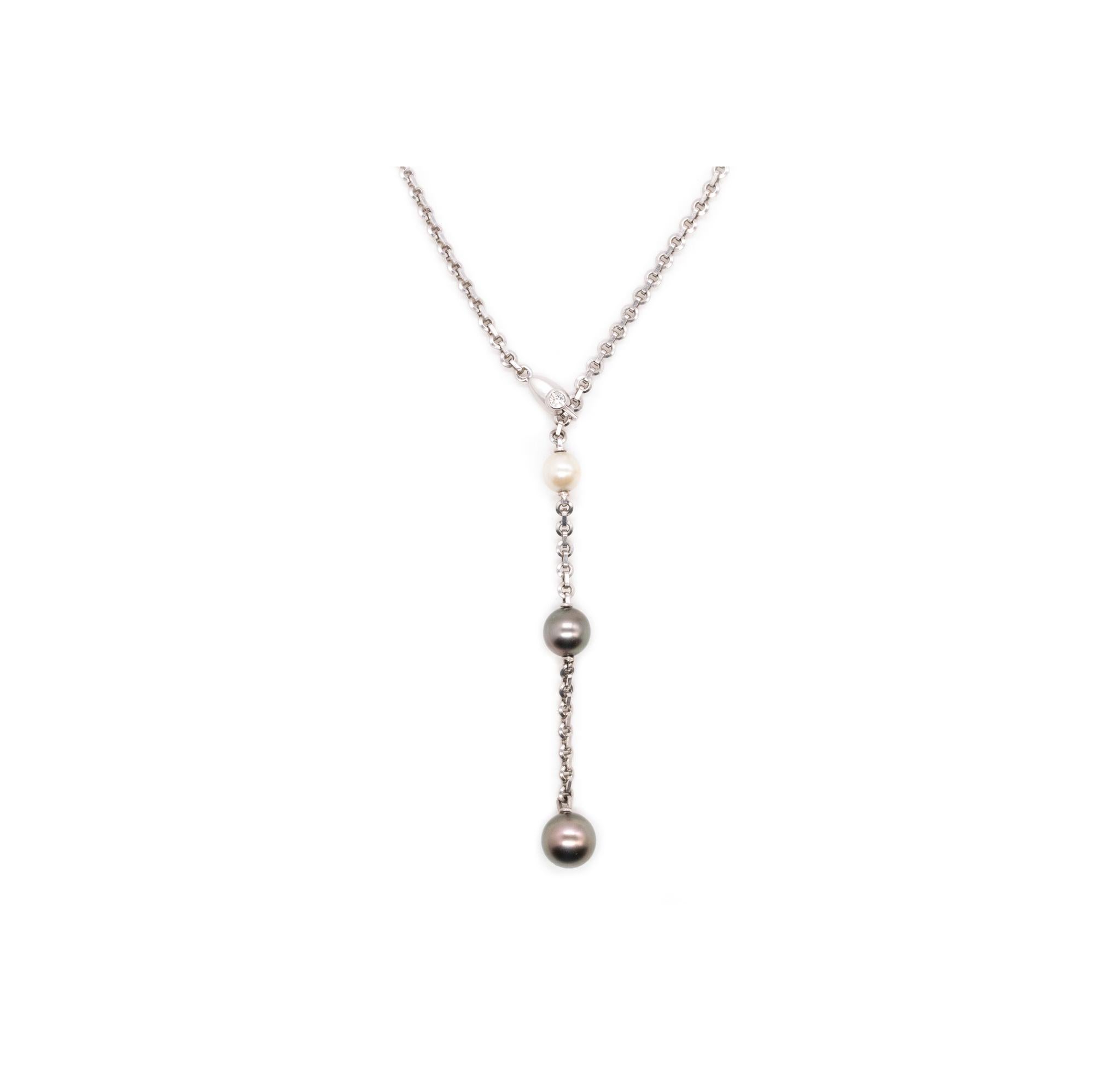 Women's Cartier Paris Modern Lariat Necklace in 18Kt White Gold 1 Diamond Three Pearls For Sale