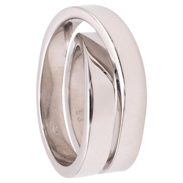 Cartier Paris Modern Nouvelle Bague Twisted Ring in Solid 18Kt White Gold For Sale