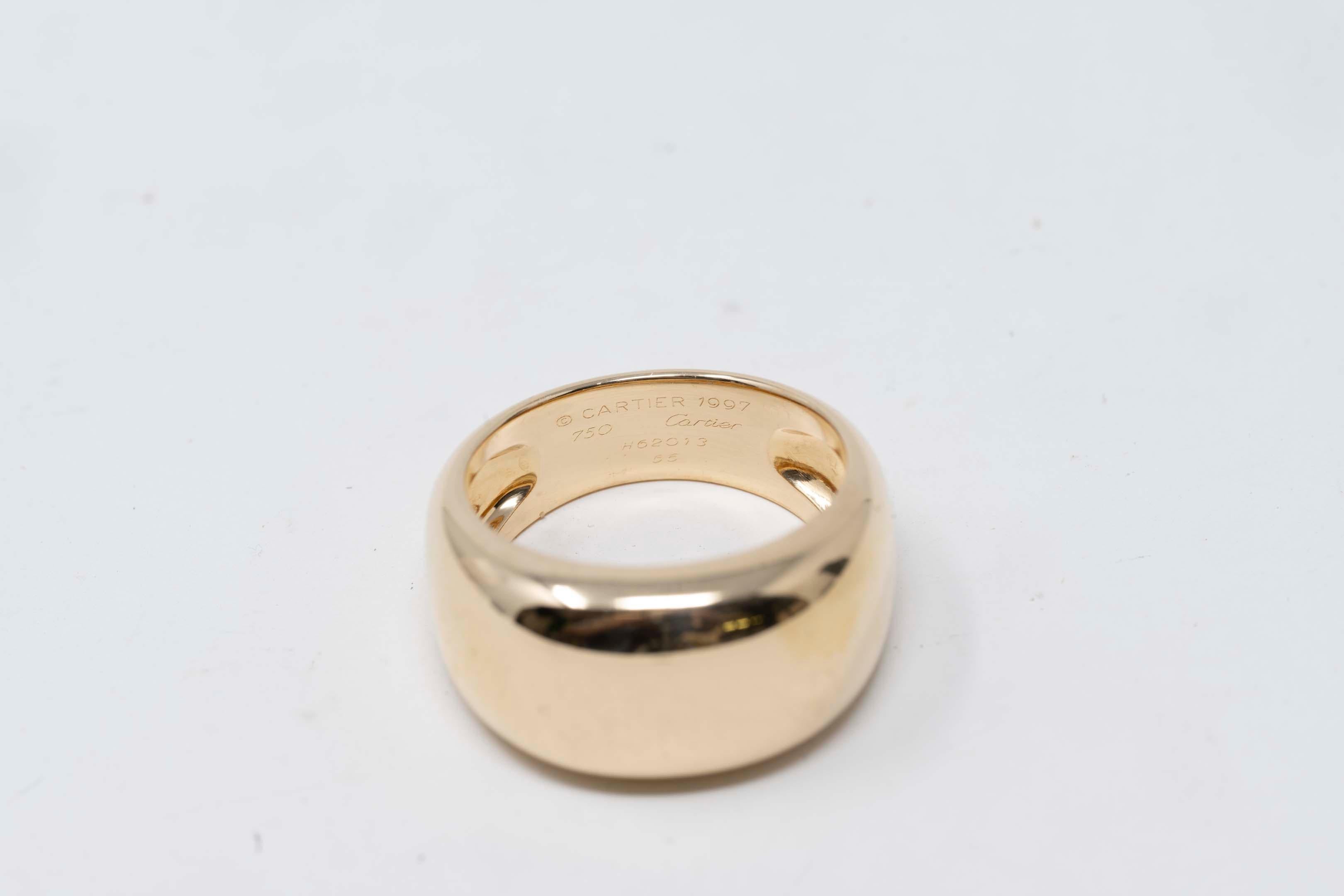 Cartier Paris Nouvelle Vague 750 Gelbgold Herrenring mit gewölbtem Ring im Angebot 1