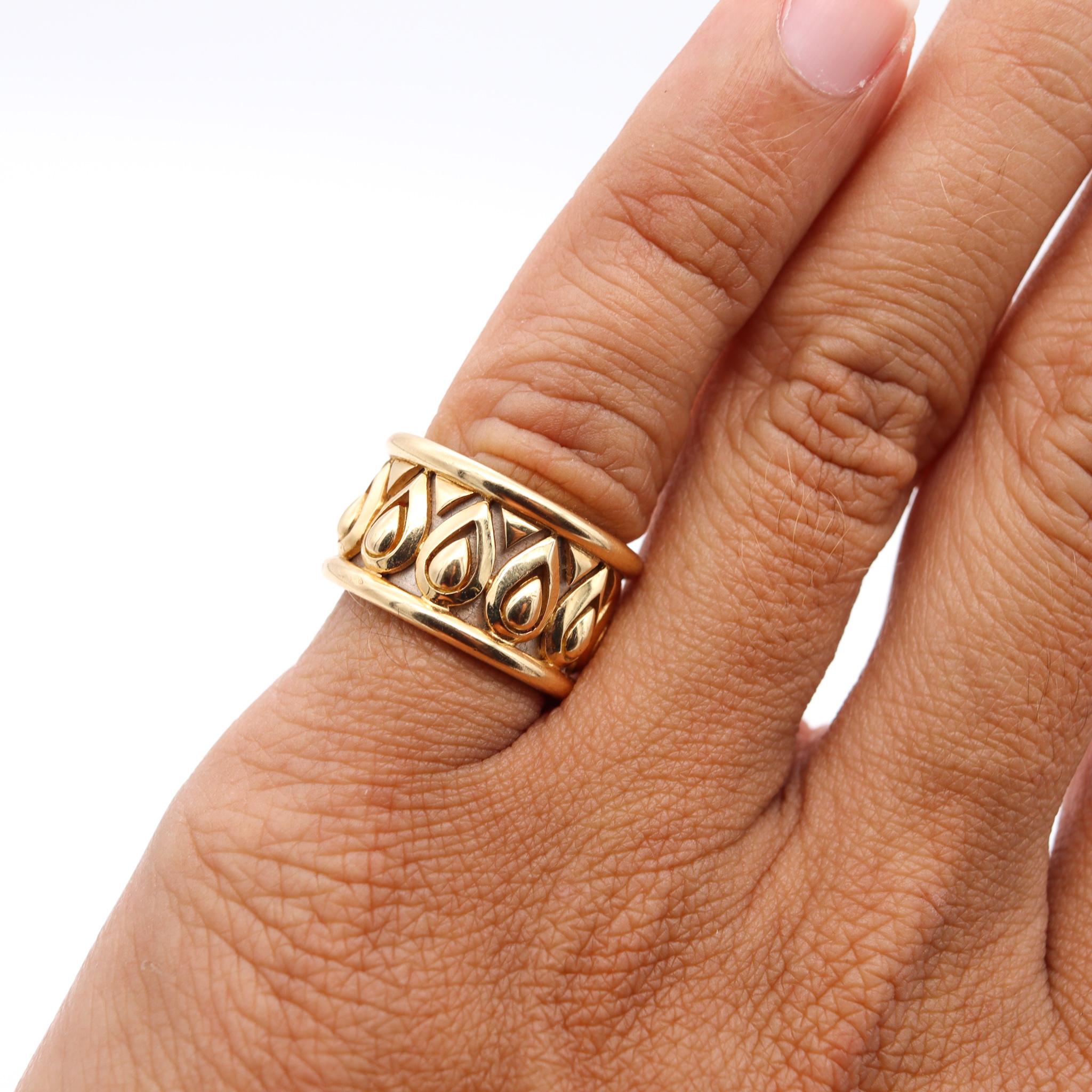 Modern Cartier Paris Rare Tanjore Band Ring in Two Tones of 18Kt Gold