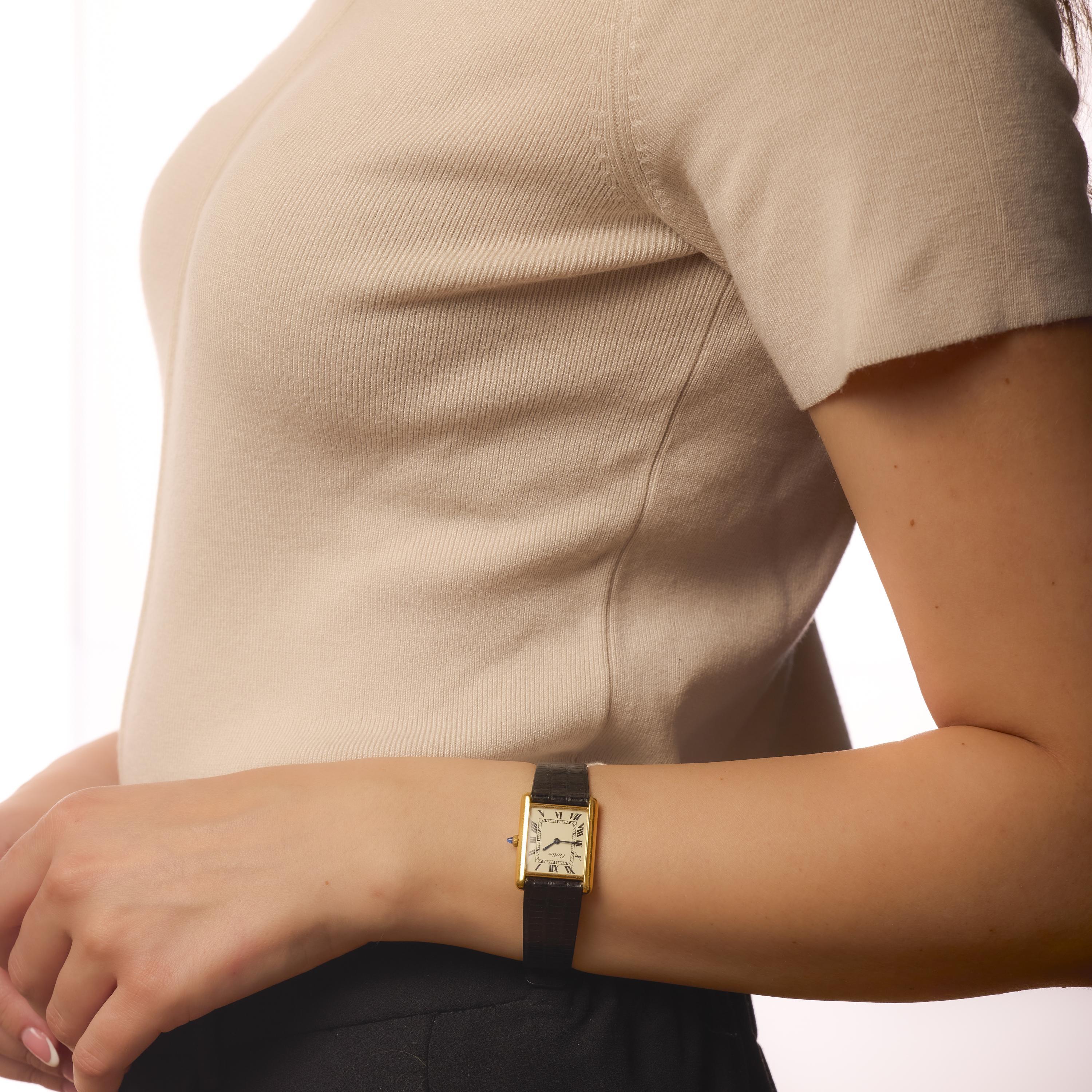 This vintage Cartier watch pairs timeless design with a rich brown leather strap and 18k yellow gold case, offering refined elegance and everyday luxury.