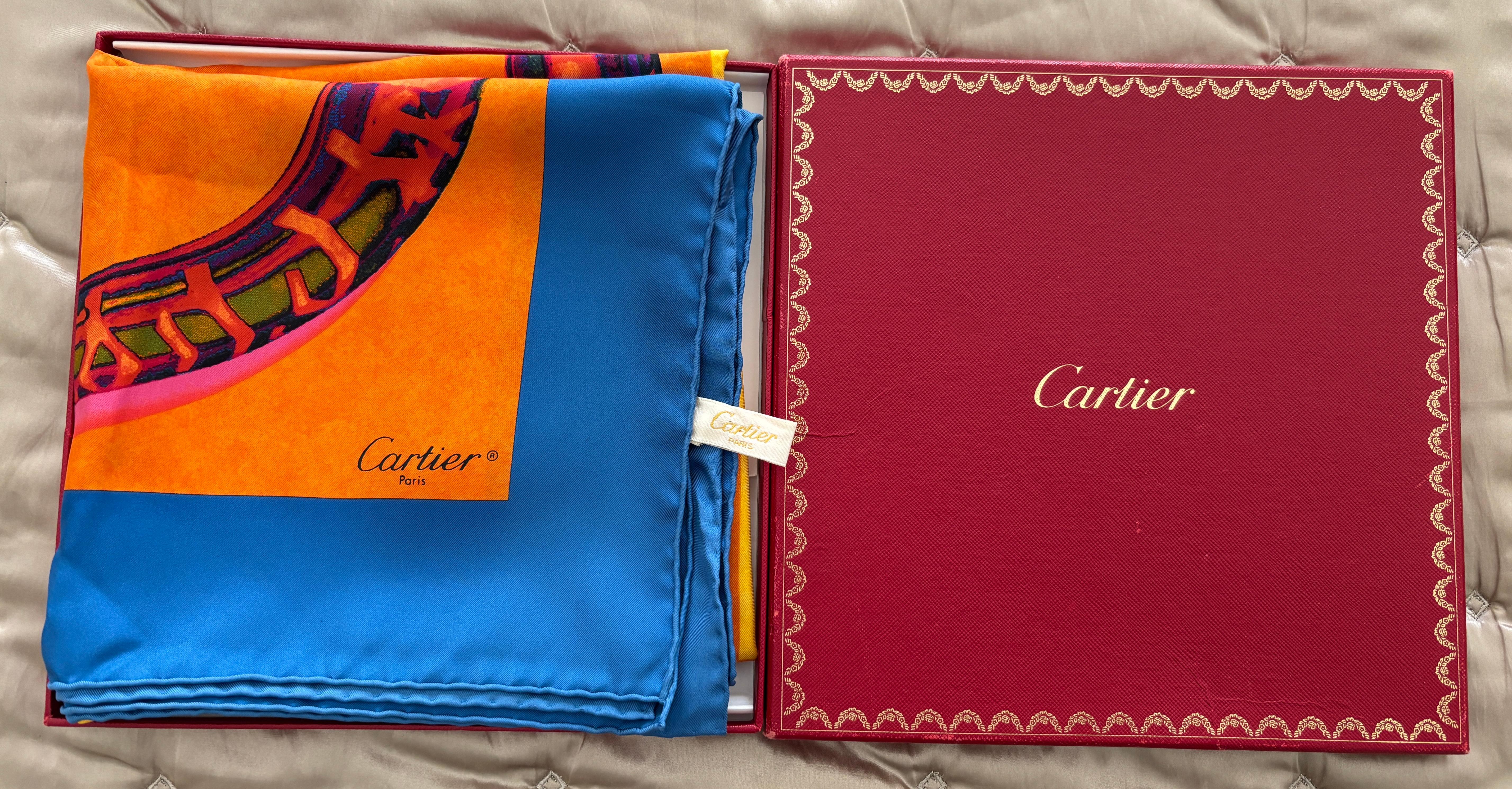 CARTIER Paris Bracelets de panthères bleues et jaunes en foulard de soie en vente 9